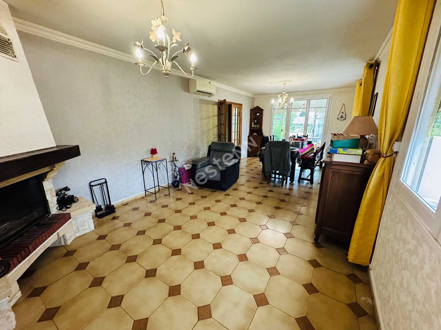 Maison 4 pièces de 144m² sur sous-sol - Sassenay - Calme - très fort potentiel
