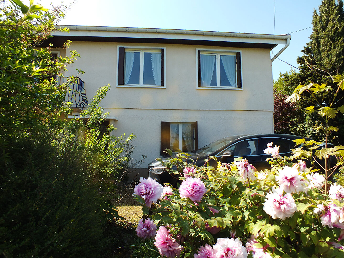 Maison à vendre à Tournus avec vue sur l'abbaye - Secteur calme et proche commodités