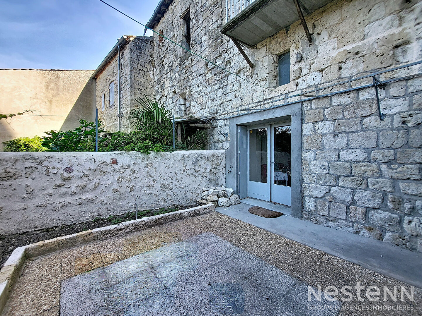 A Vendre Maison en pierre de 145 m² avec cour intérieure au coeur du village de La Romieu