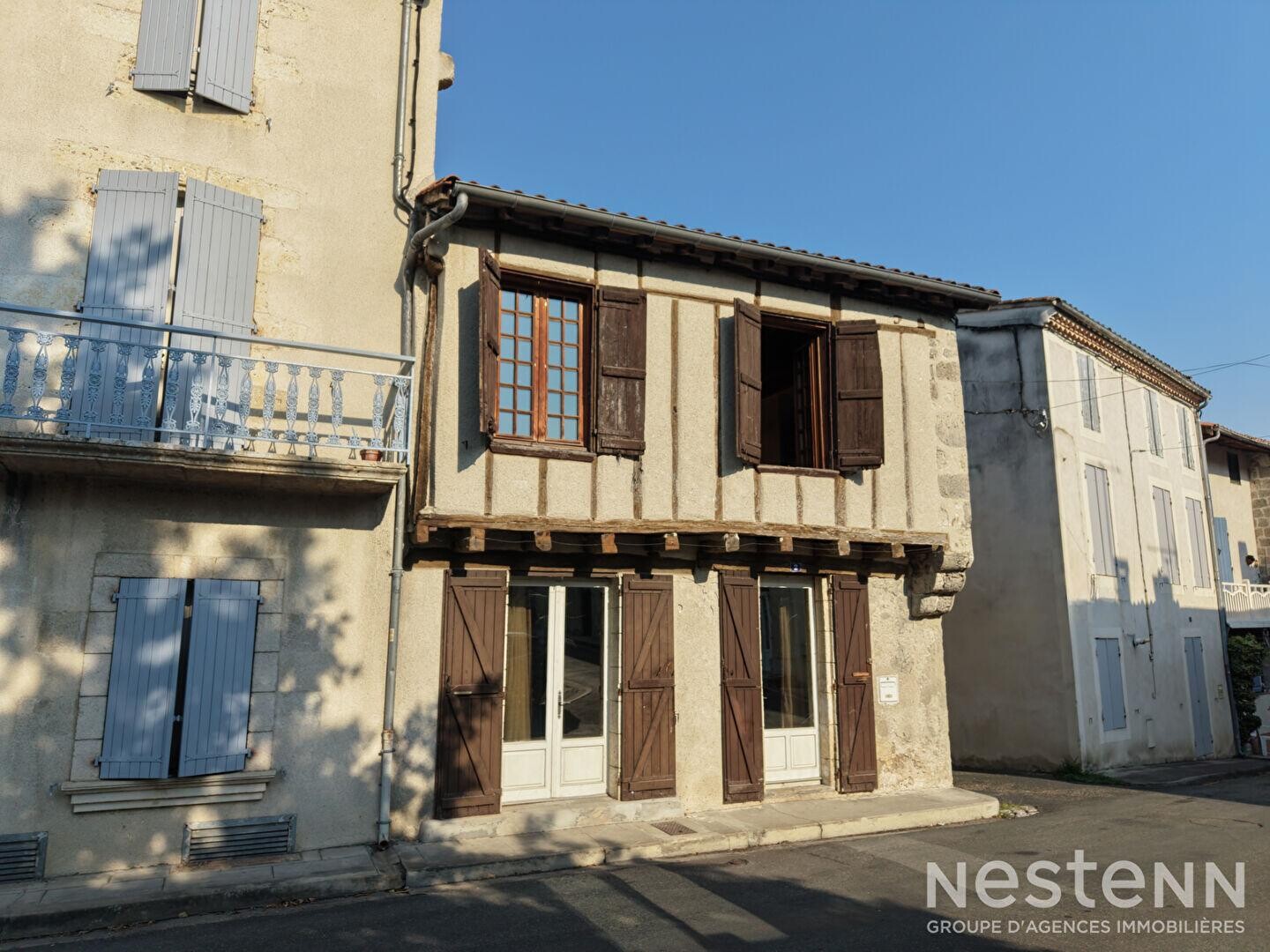A Vendre Maison de village en pierre de 85 m² avec 30 m² supplémentaire restant à aménager