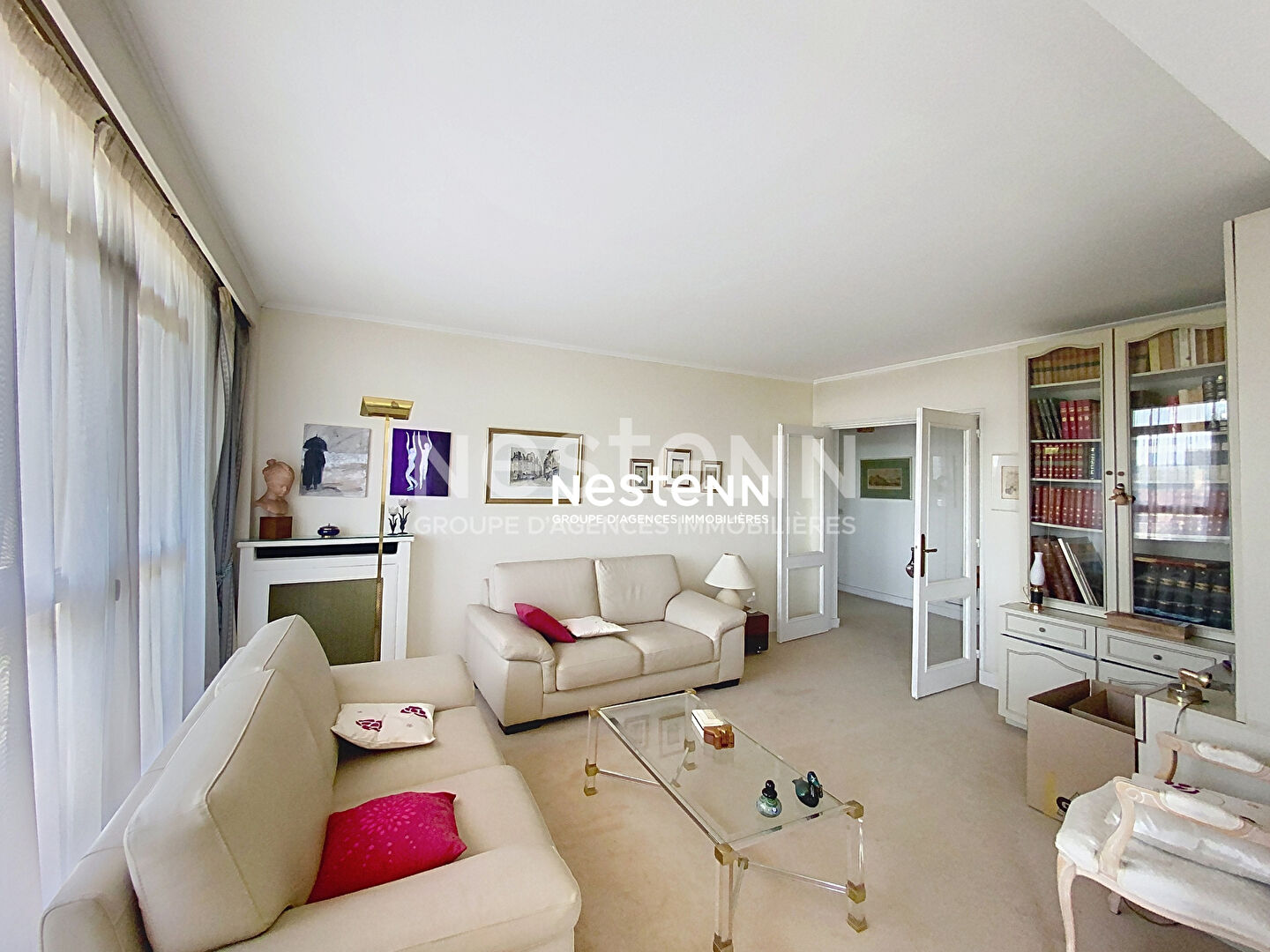 À VENDRE - SPACIEUX 5 PIÈCES DE 96 M² AVEC BALCON, BOX ET CAVE À STAINS