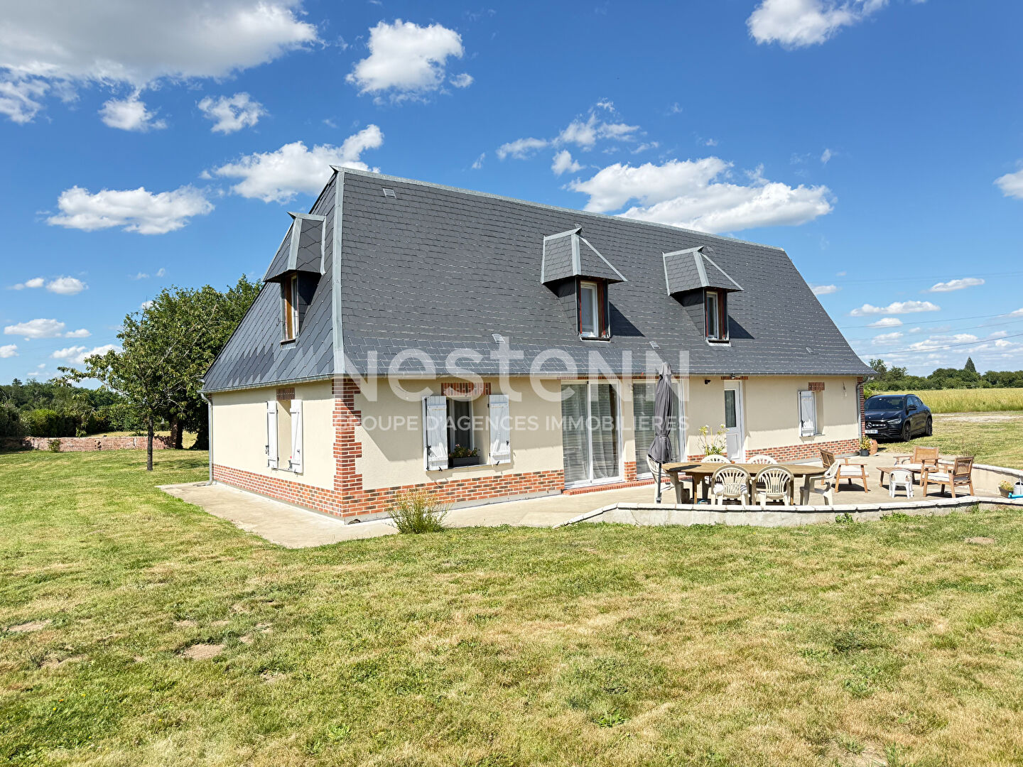 Longère Normande rénovée de 166m² -proche Bernay