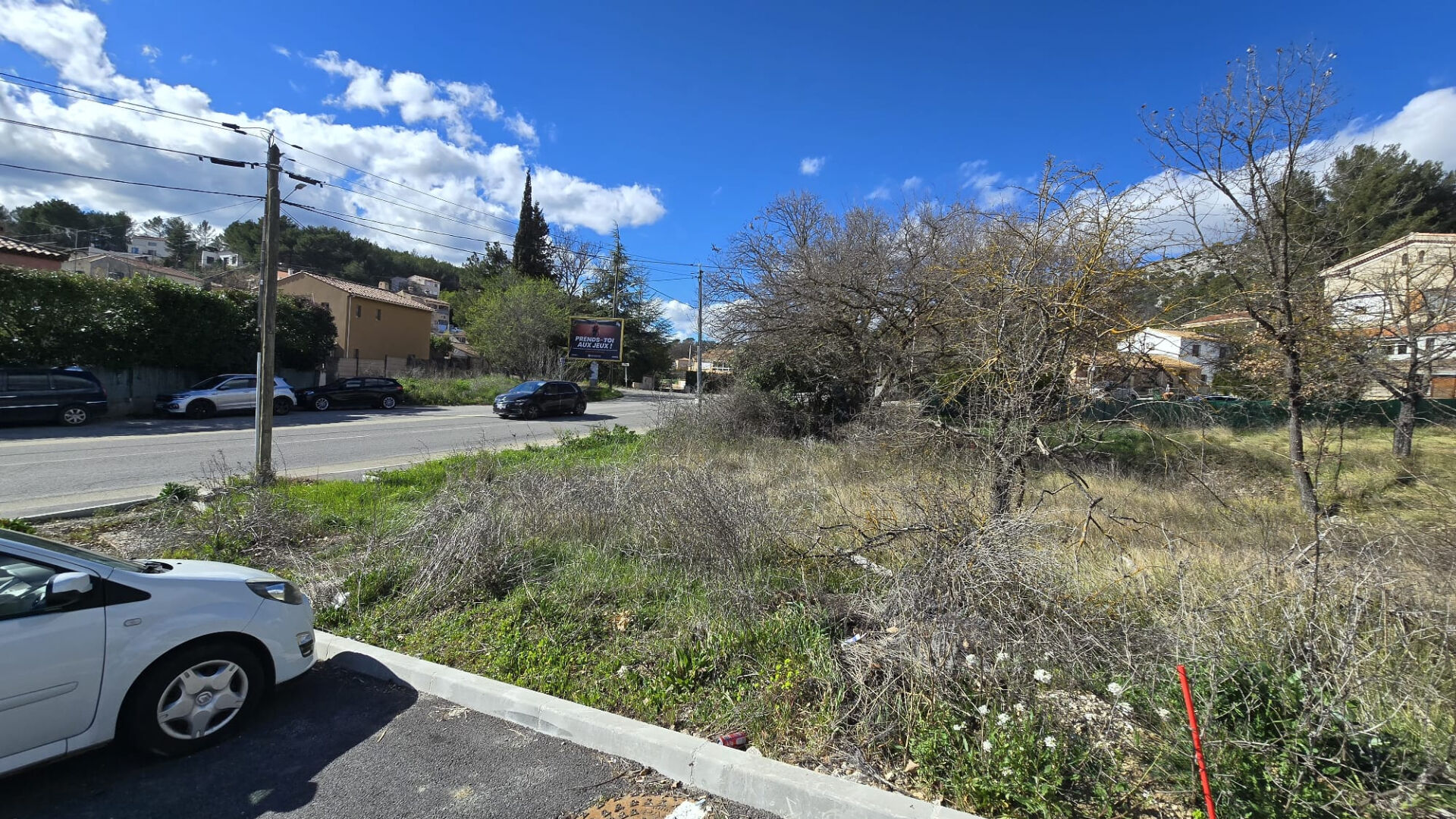 Photo Terrain avec permis purgé La Bouilladisse 686 m2 image 3/3
