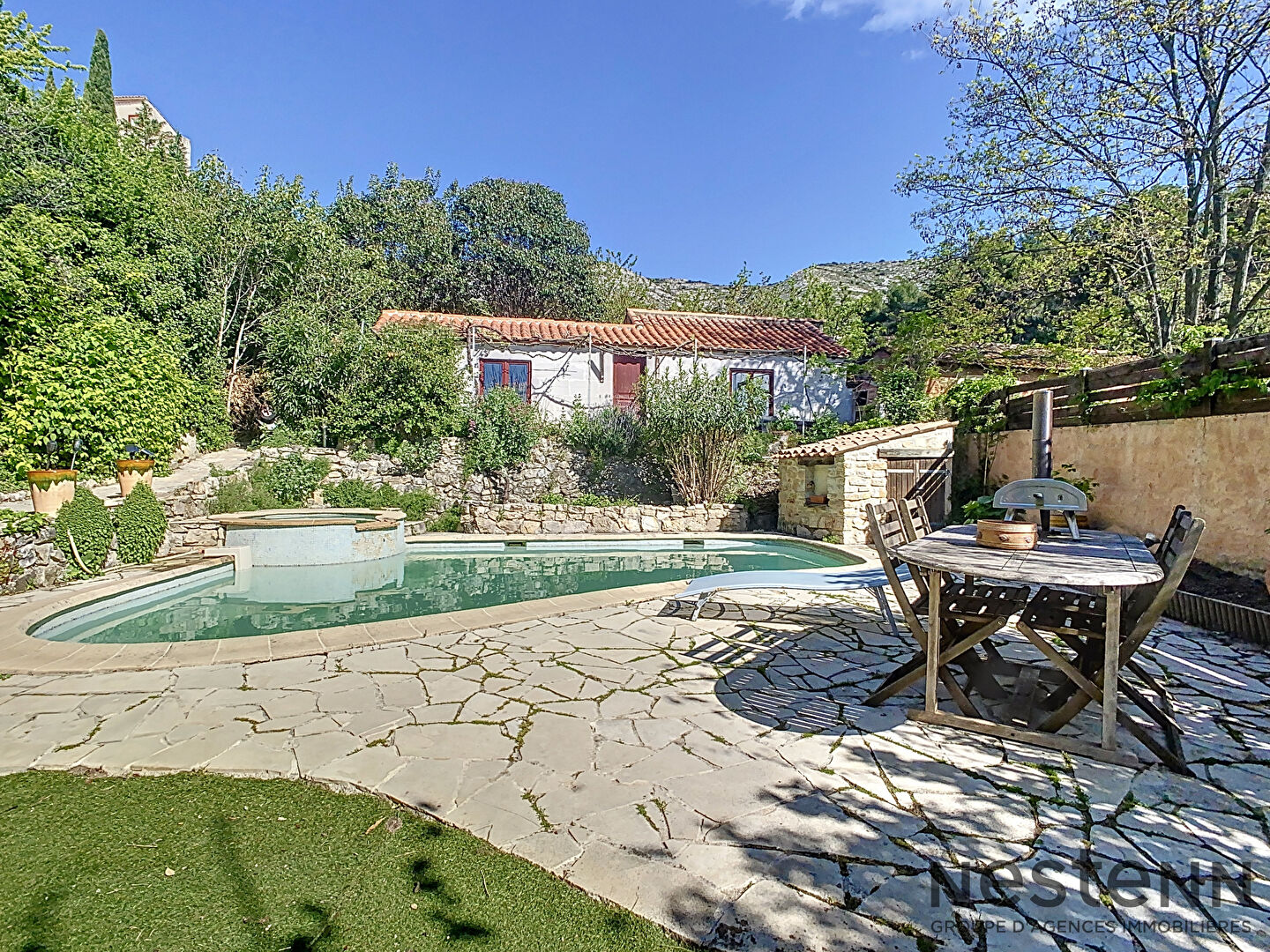 Maison de village T3 116 m2 jardin avec piscine Puyloubier