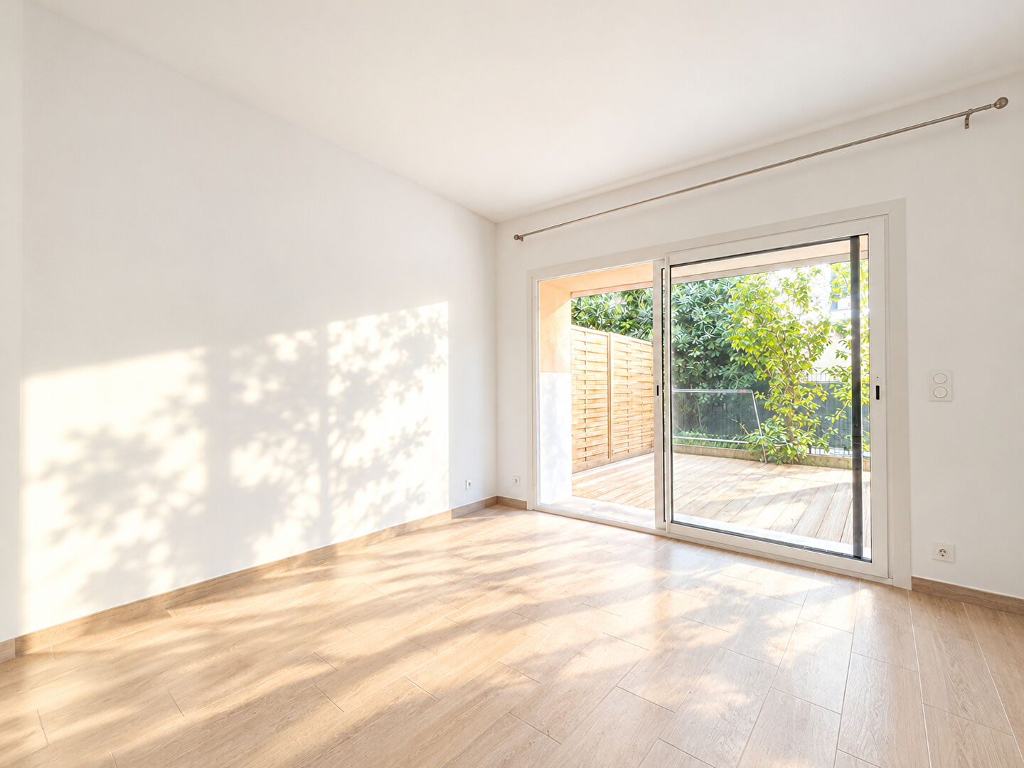 Agence immobilière de NESTENN Vallauris