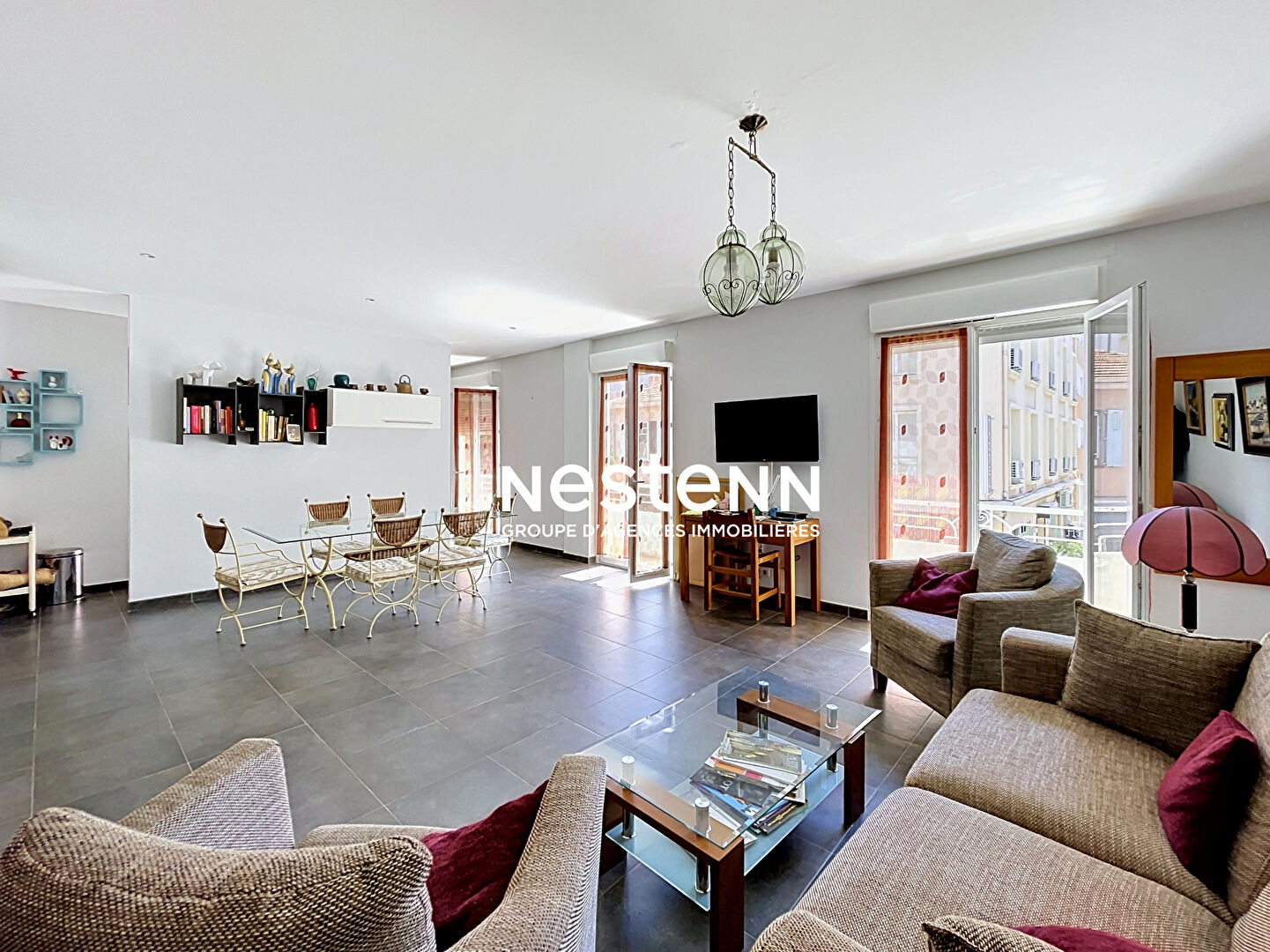 Agence immobilière de NESTENN Vallauris