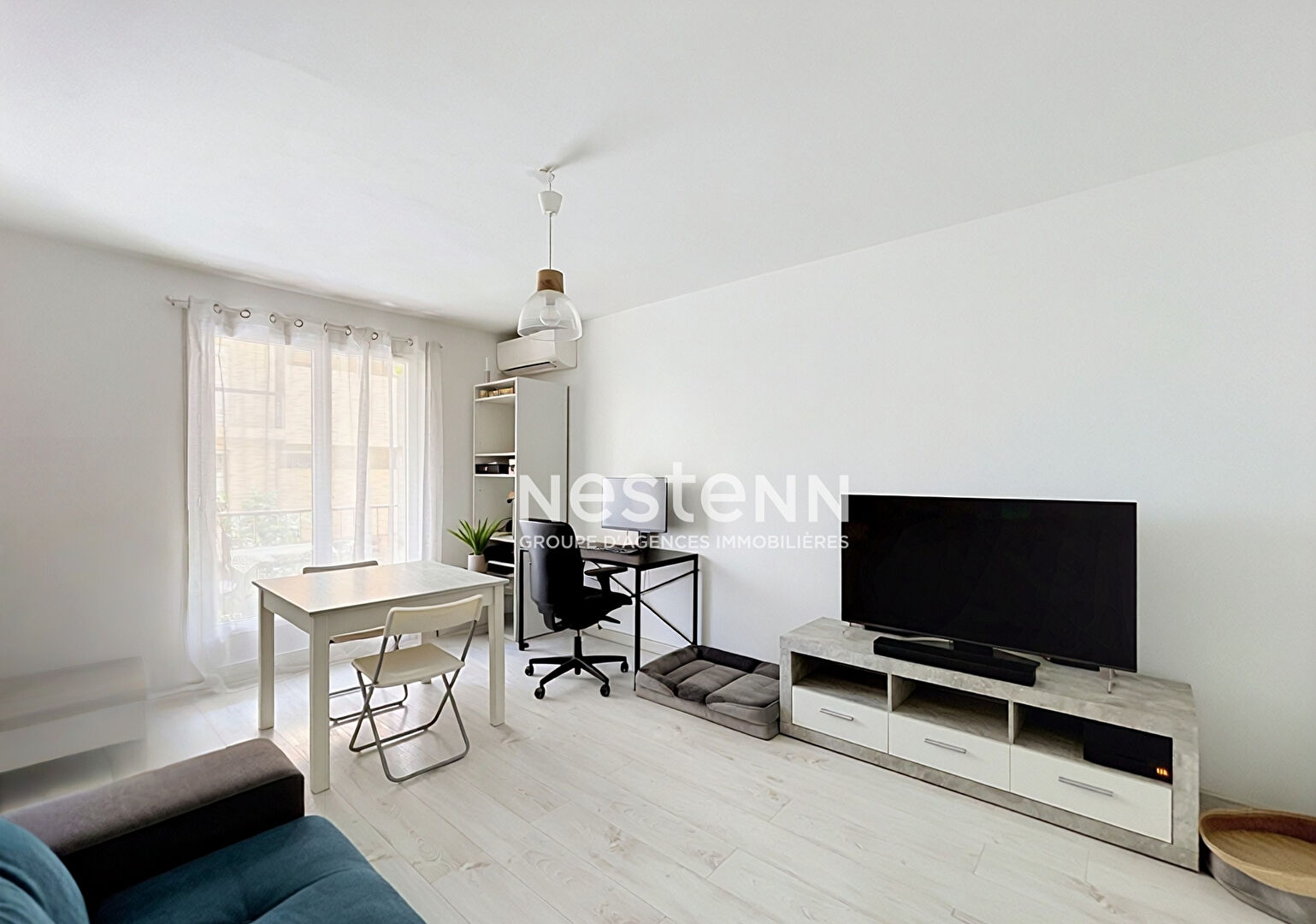 Golfe-Juan - 2 Pièces - 48m² - Plage 3min - Cave - Rénové