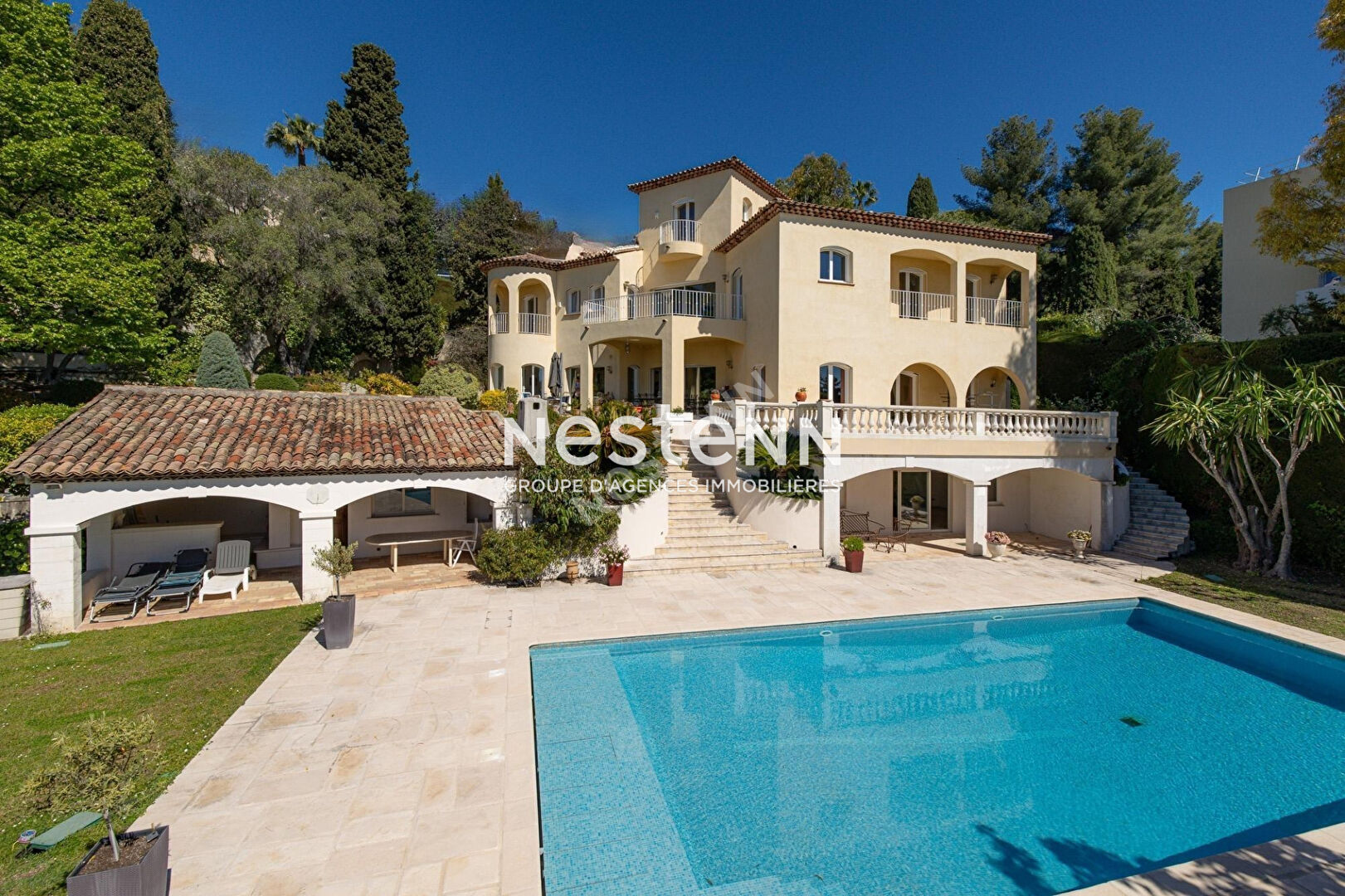 Agence immobilière de NESTENN Vallauris
