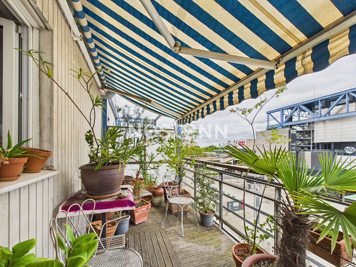 Agence immobilière de NESTENN Paris 19