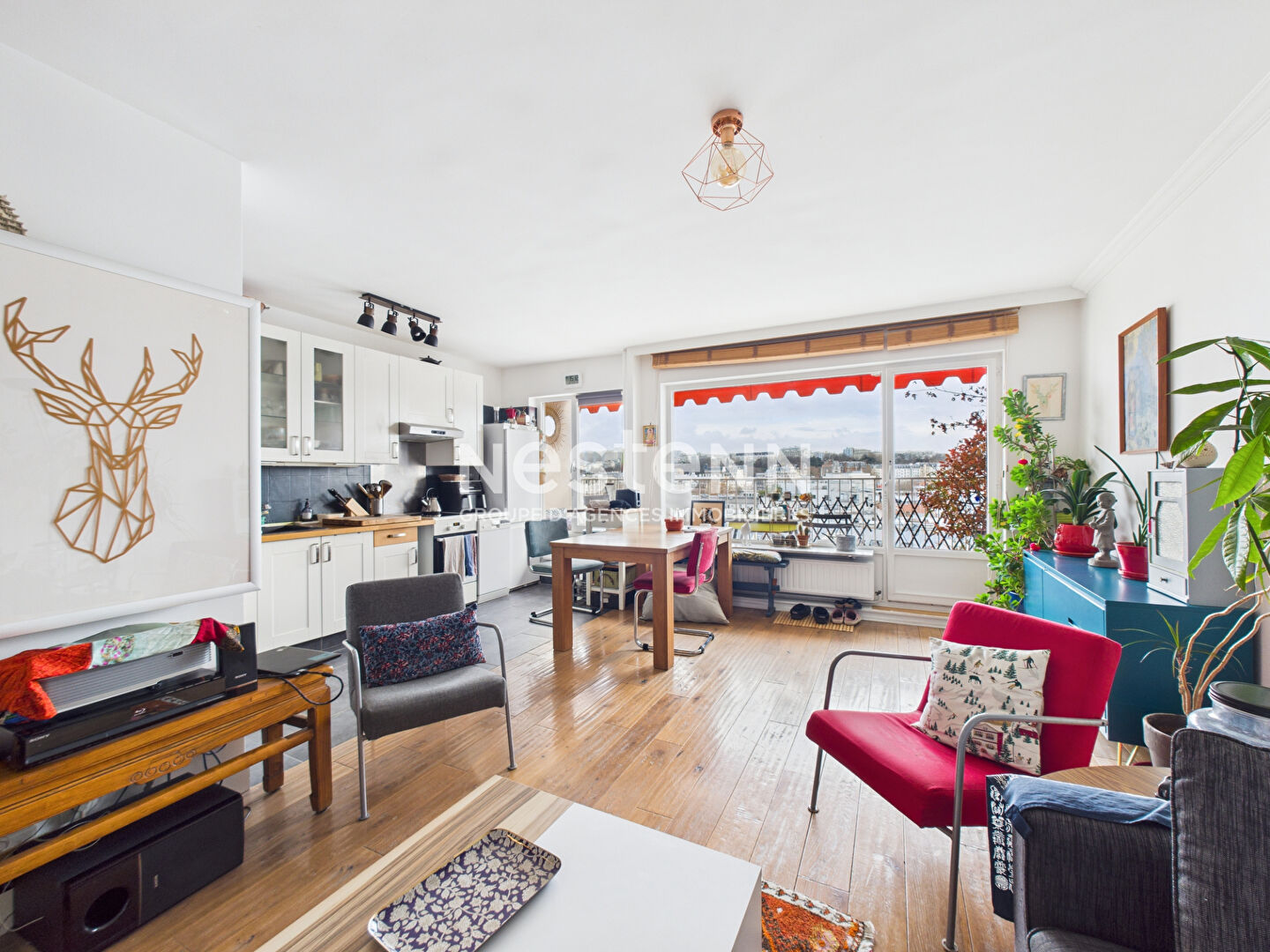 Agence immobilière de NESTENN Paris 19