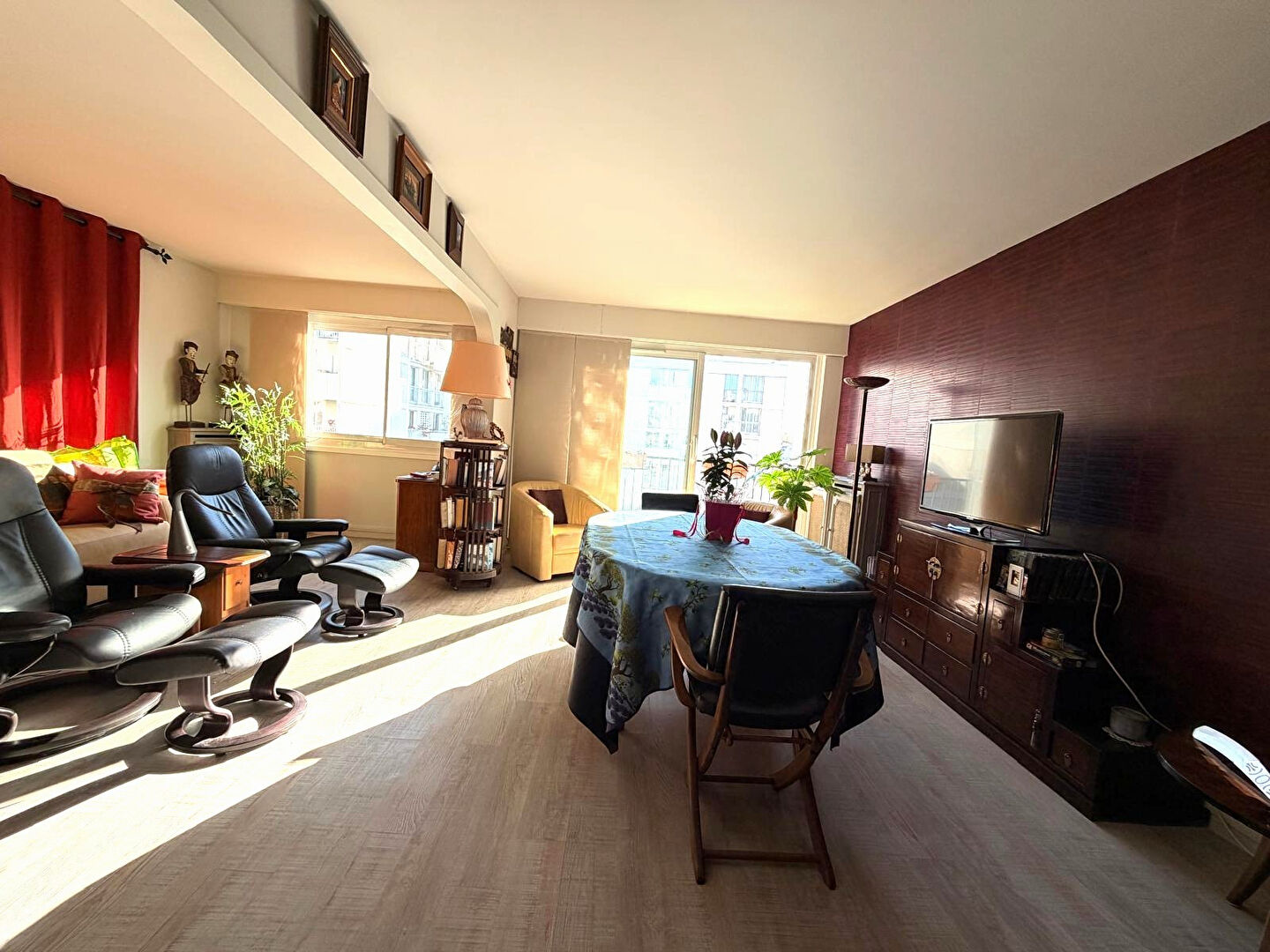 Agence immobilière de NESTENN Paris 19