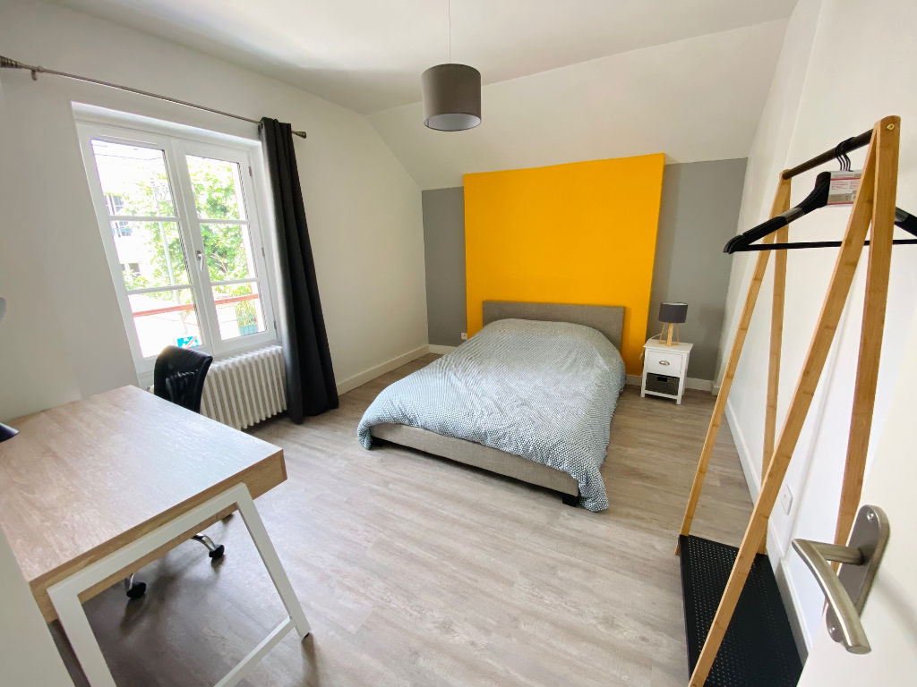 COLOCATION - BLOIS CENTRE - MAISON 132 m² AVEC TERRASSE