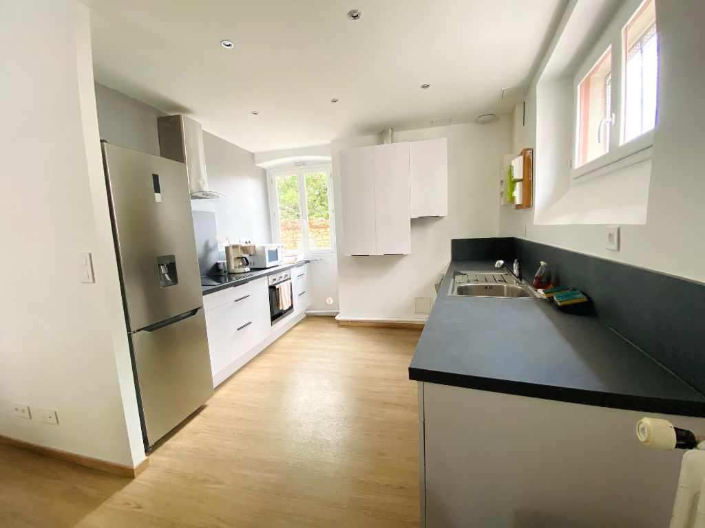 COLOCATION - BLOIS CENTRE - MAISON 132 m² AVEC TERRASSE