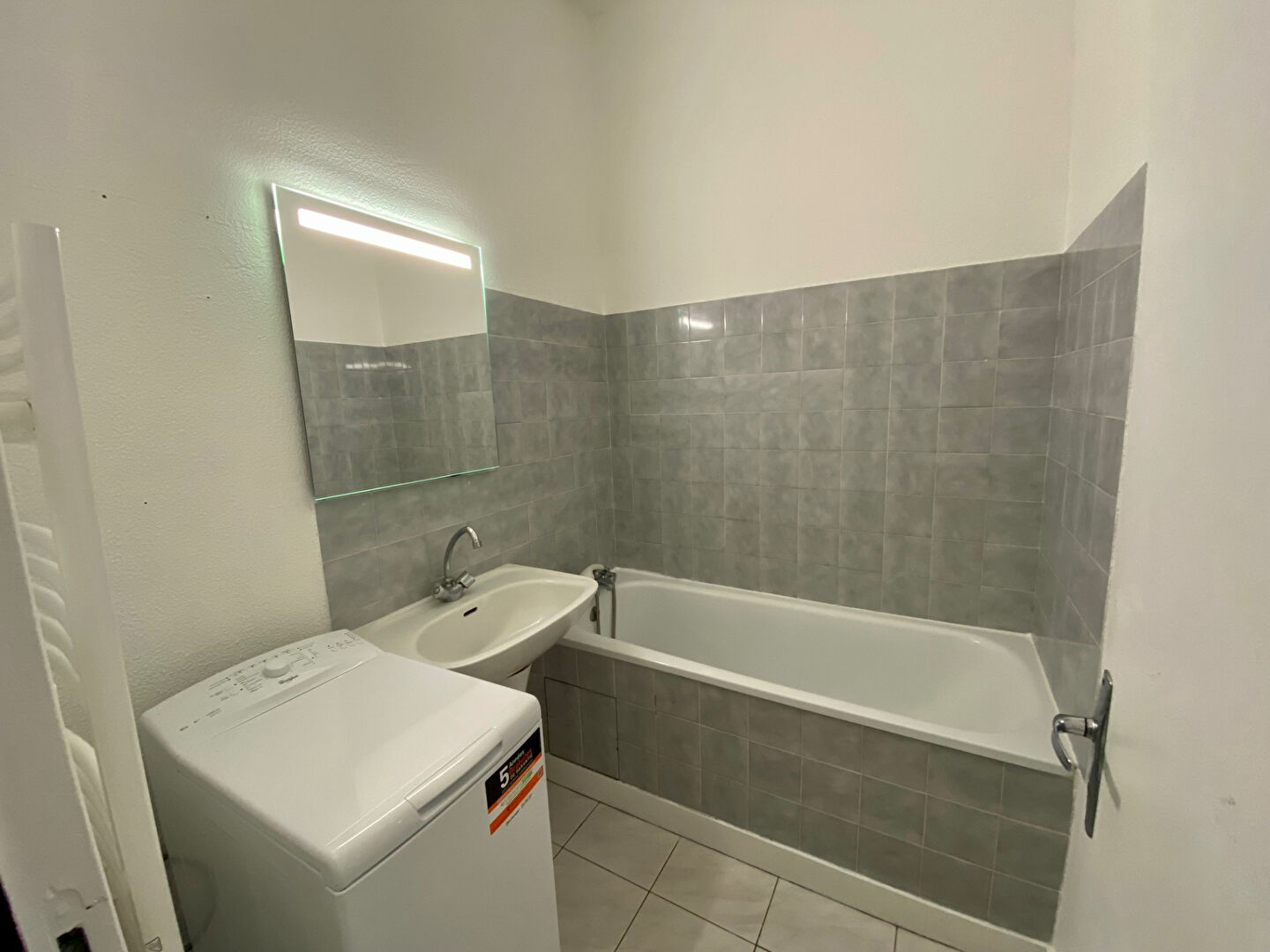 Photo BLOIS - 2 PIECES MEUBLE - 30 m² image 5/6