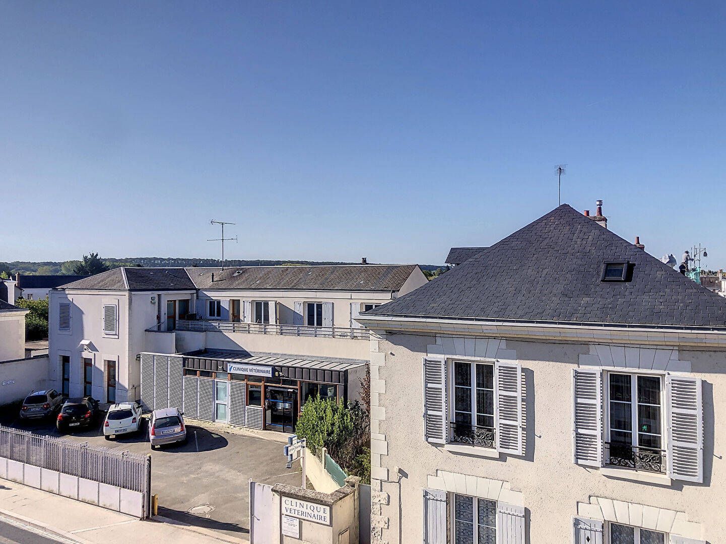 Agence immobilière de 
 NESTENN Blois - NESTENN SAINT GERVAIS LA FORET 
