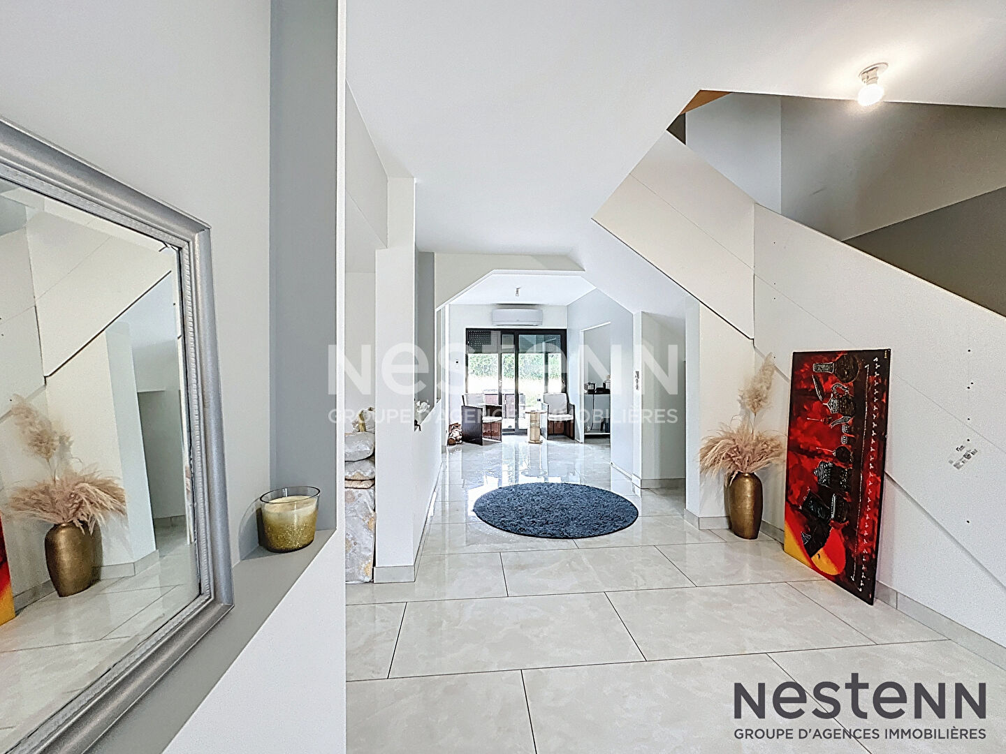 Agence immobilière de 
 NESTENN Blois - NESTENN SAINT GERVAIS LA FORET 
