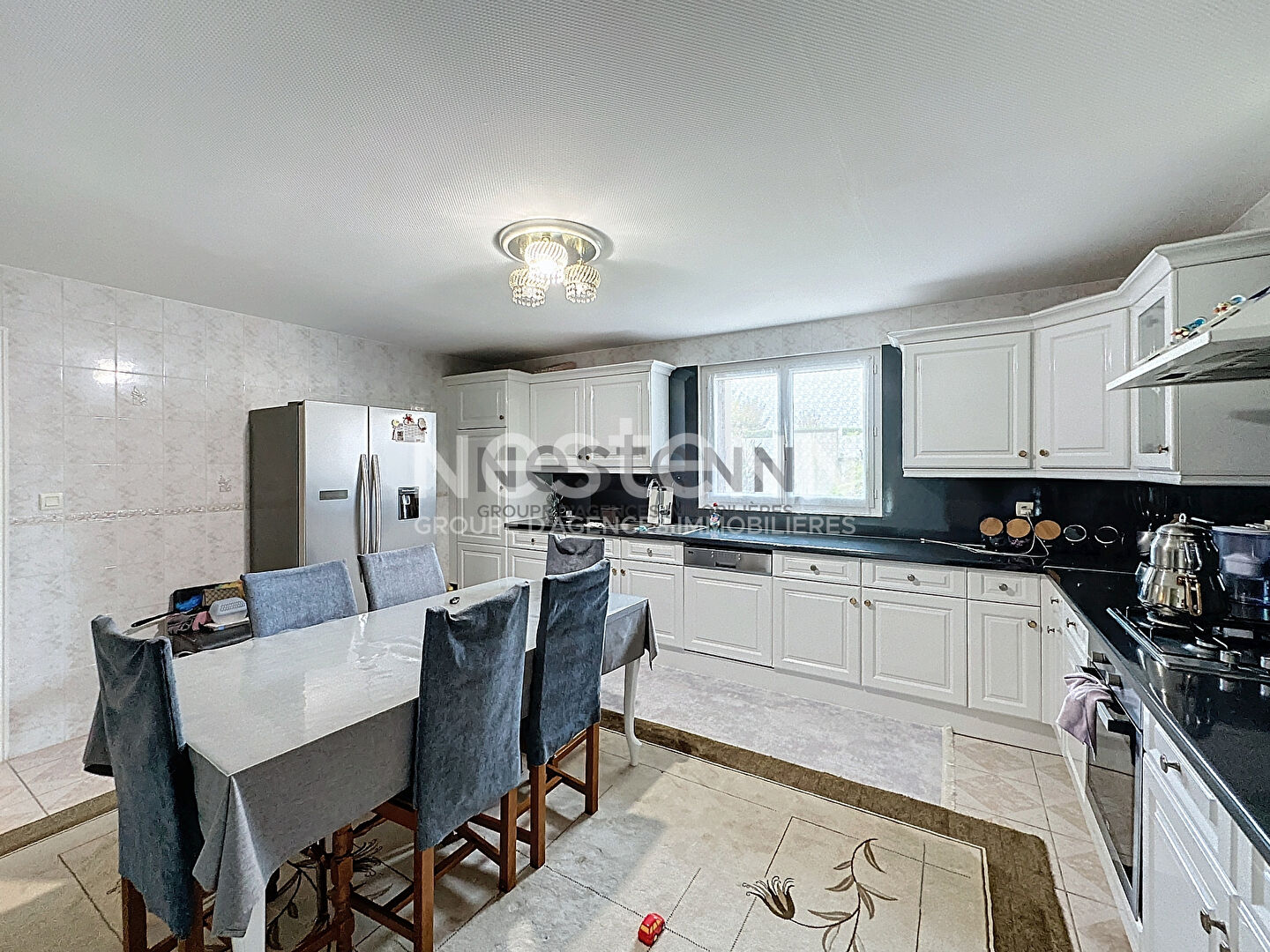 Photo Saint Sulpice de Pommeray - Découvrez cette maison clé en main de 213 m² / 5 chambres, 2 salles d'eau, séjour lumineux et terrain de 961 m². Quartier calme, proche écoles et commerces. À saisir rapidement ! image 2/6