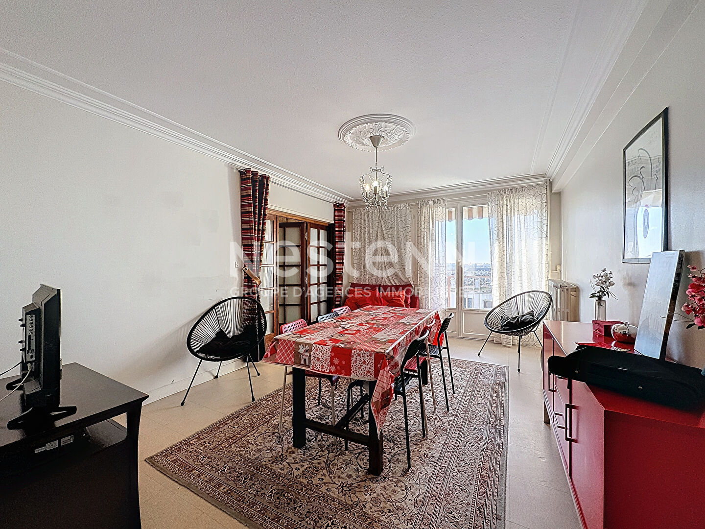 Photo À Blois, bel appartement lumineux de 74 m² avec balcon, 3 chambres et vue dégagée. Idéal résidence principale ou investissement locatif rentable. image 2/6
