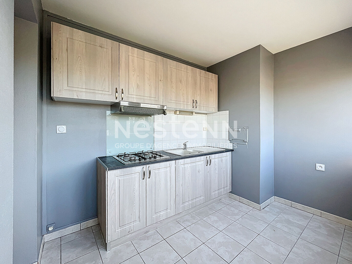 Photo Ne ratez pas cet appartement refait à neuf à Blois- 3 chambres, séjour lumineux, cuisine moderne et aucun travaux à prévoir. Parfait pour investir ou emménager immédiatement. Proche commerces et écoles?! image 3/6