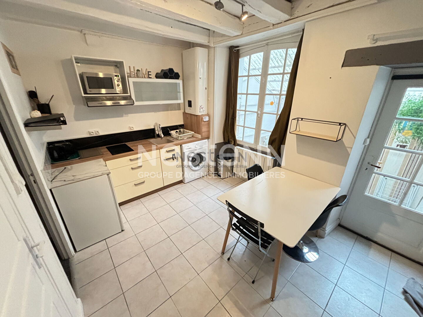 Photo Maison de ville à louer / avec véranda / 36m² / Blois /meublé avec goût image 1/6