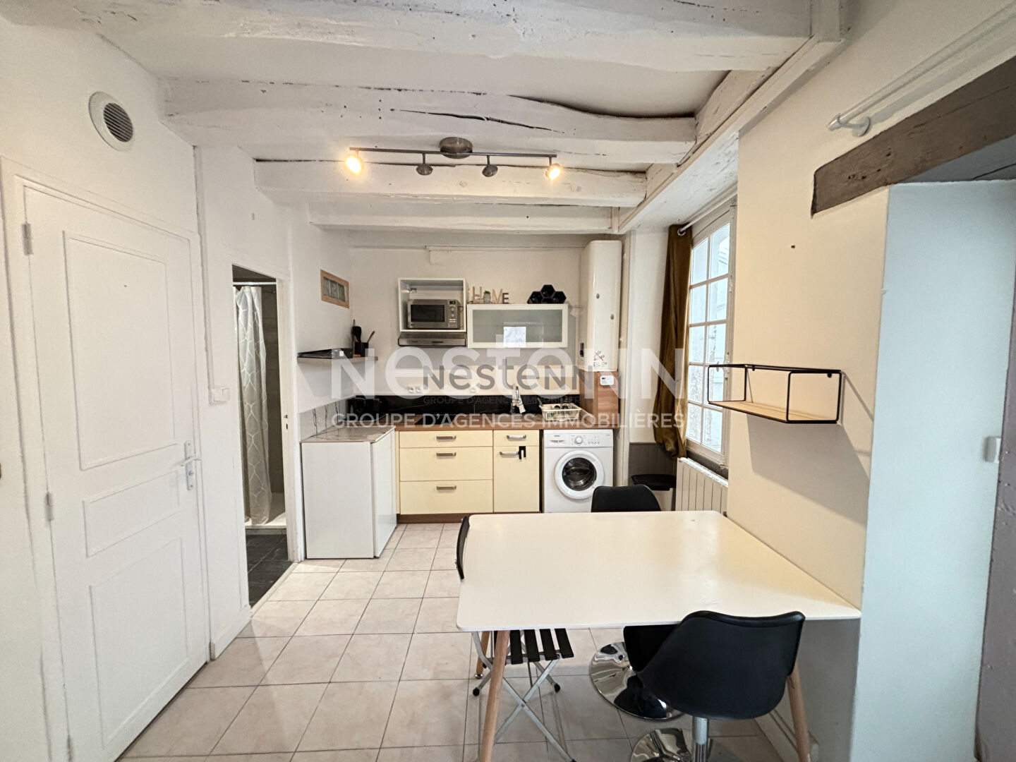 Maison de ville à louer / avec véranda / 36m² / Blois /meublé avec goût