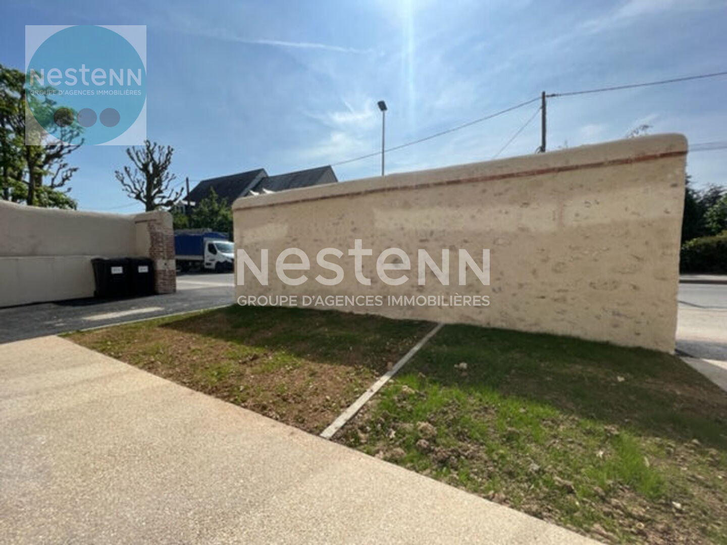 Agence immobilière de 
 NESTENN Blois - NESTENN SAINT GERVAIS LA FORET 
