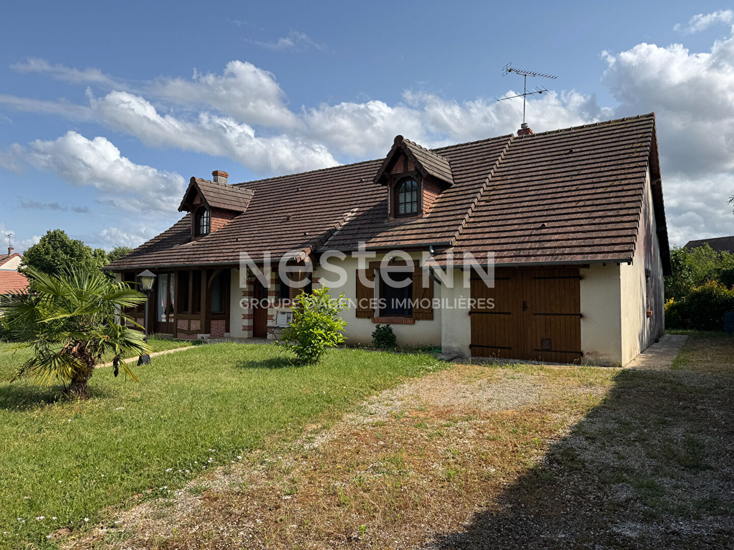Agence immobilière de 
 NESTENN Blois - NESTENN SAINT GERVAIS LA FORET 
