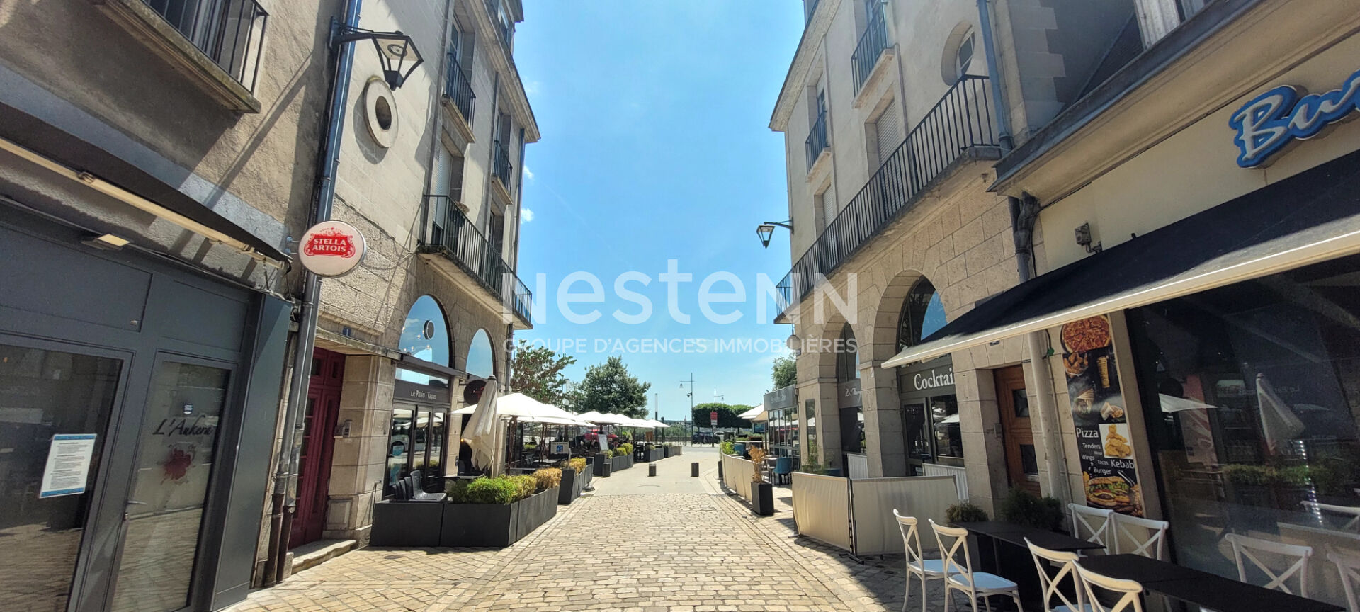 Immeuble mixte à vendre. coeur de Blois, emplacement stratégique entre deux places majeures de la ville