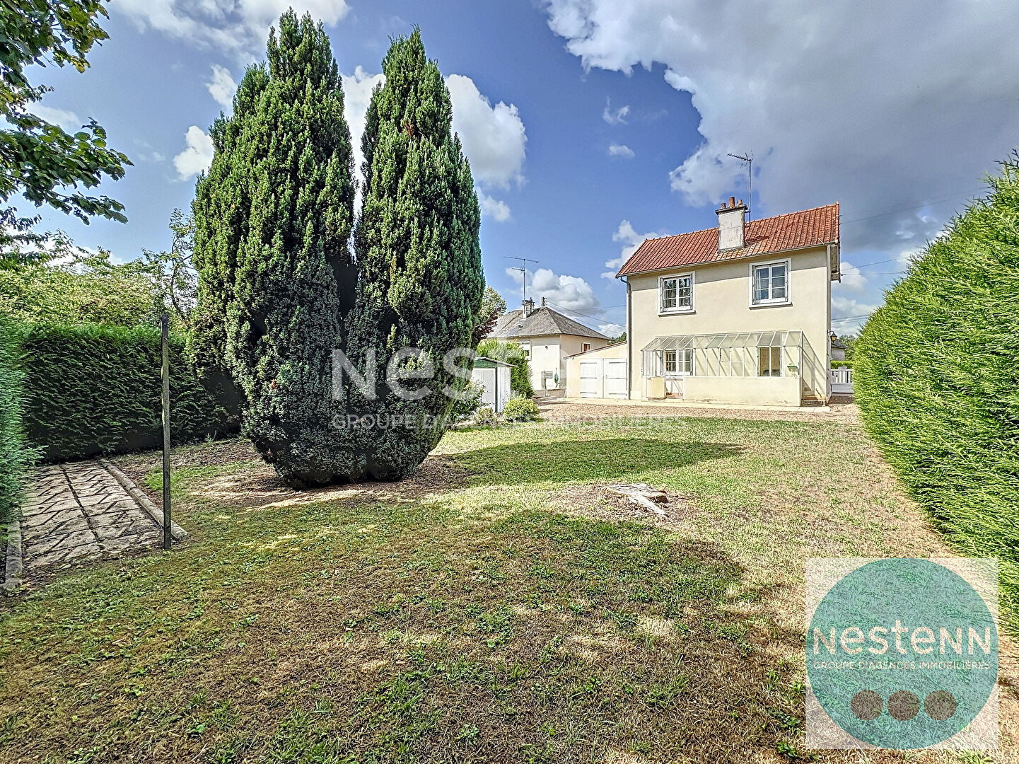 Photo Maison de Ville à Blois ? 4 Pièces avec Jardin et Garage dans Secteur Paisible image 2/6