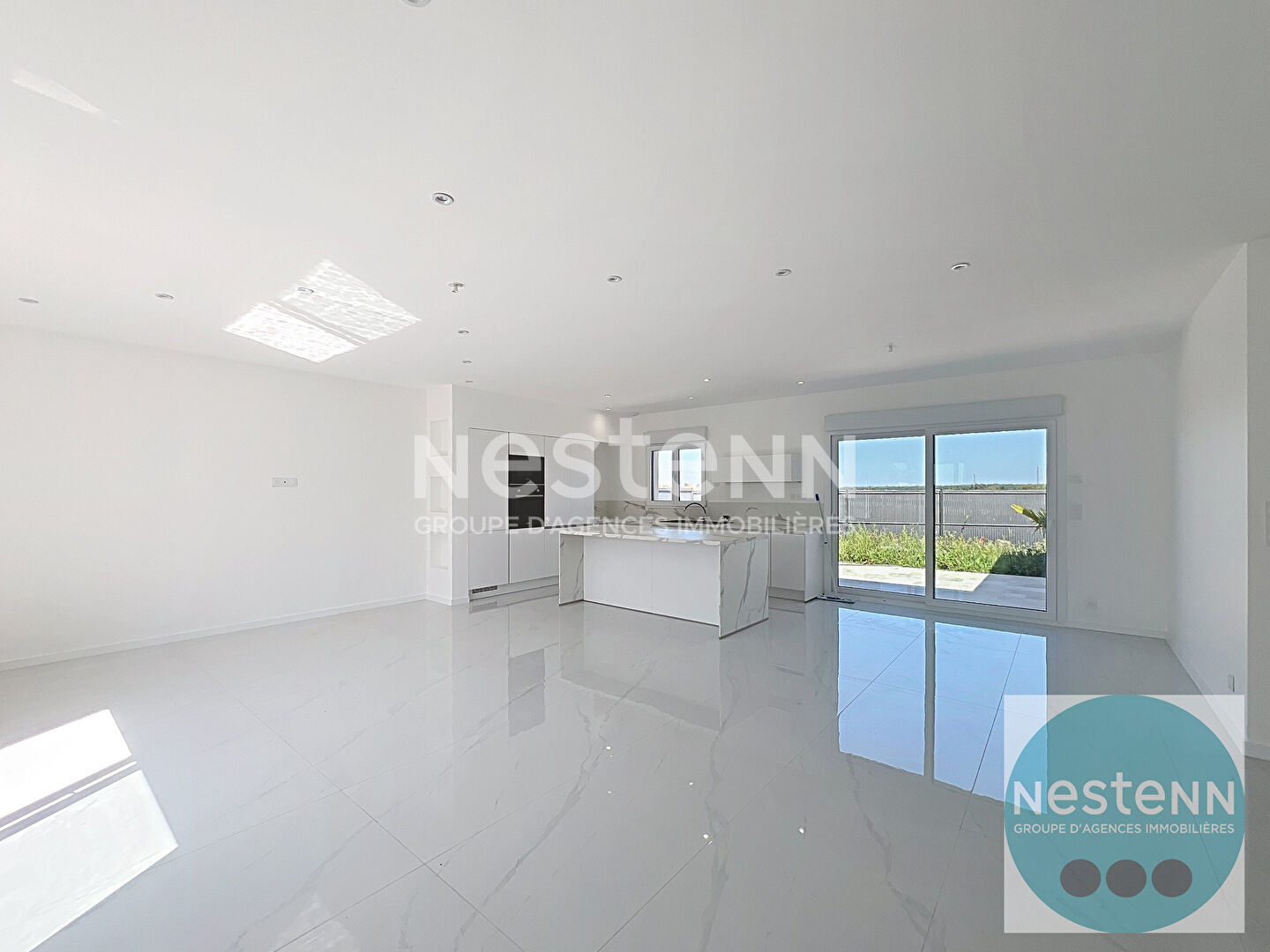 Agence immobilière de 
 NESTENN Blois - NESTENN SAINT GERVAIS LA FORET 
