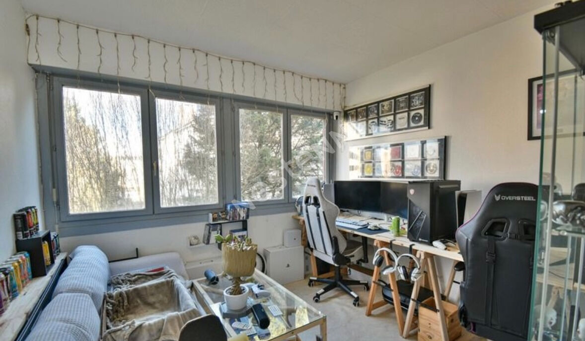 Photo Appartement T3 à Blois secteur Cabochon, 51 m², rentabilité 8 %, déjà loué. Proche centre-ville, gare et commerces. Idéal investisseur ! image 3/5