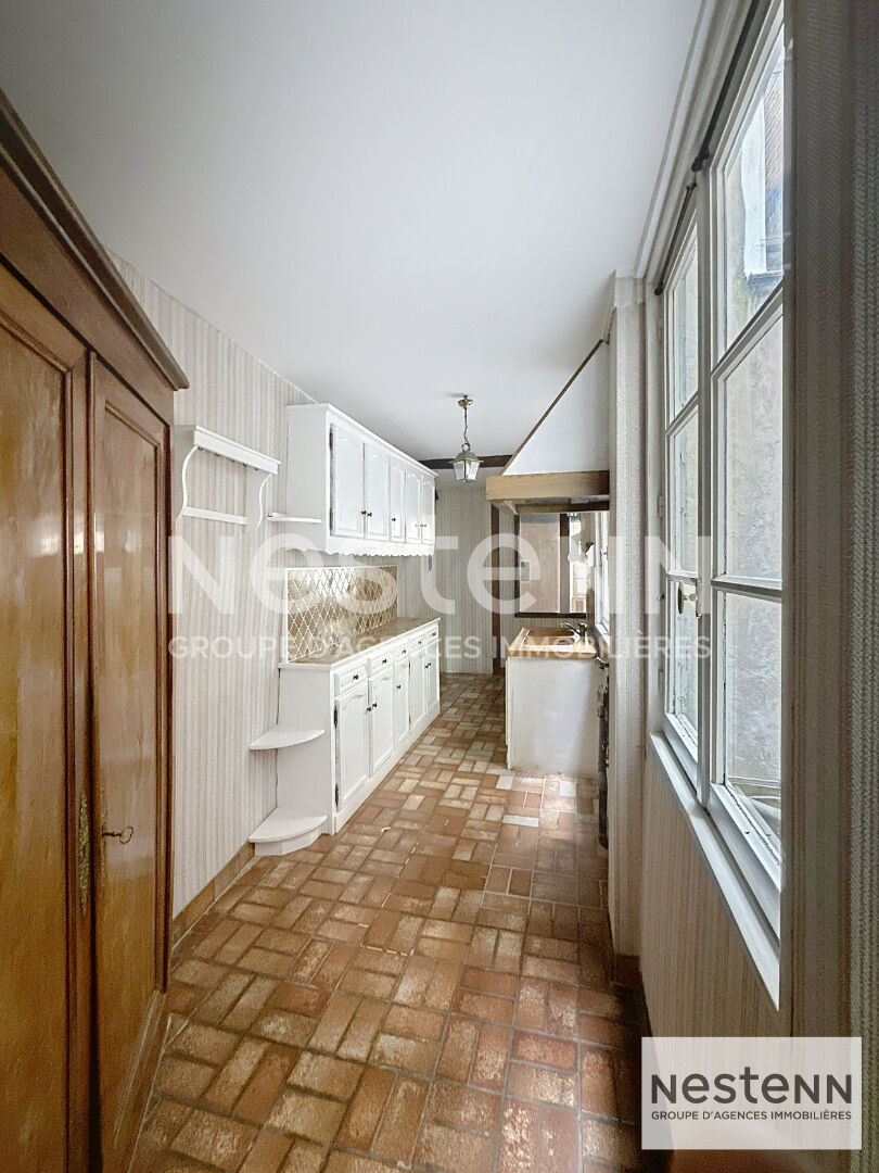 Photo À saisir ! Superbe appartement 4 pièces de 97 m² au coeur de Blois, lumineux et rénové, avec cuisine ouverte et 2 chambres. À deux pas des commerces, écoles et transports. image 5/6