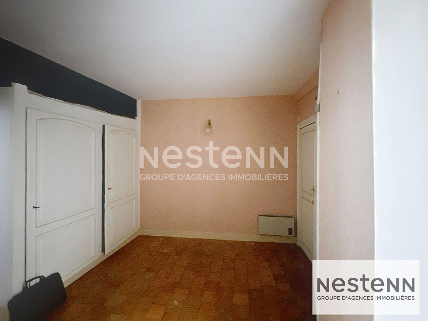 Photo À saisir ! Superbe appartement 4 pièces de 97 m² au coeur de Blois, lumineux et rénové, avec cuisine ouverte et 2 chambres. À deux pas des commerces, écoles et transports. image 6/6