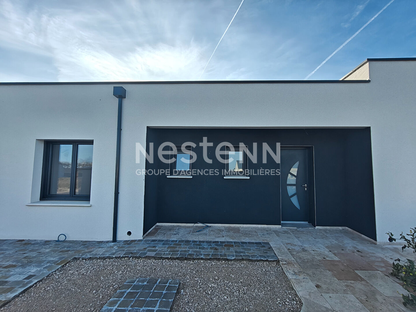 Agence immobilière de 
 NESTENN Blois - NESTENN SAINT GERVAIS LA FORET 
