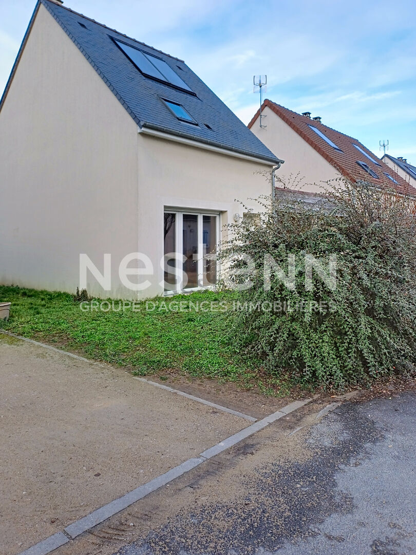 Agence immobilière de 
 NESTENN Blois - NESTENN SAINT GERVAIS LA FORET 
