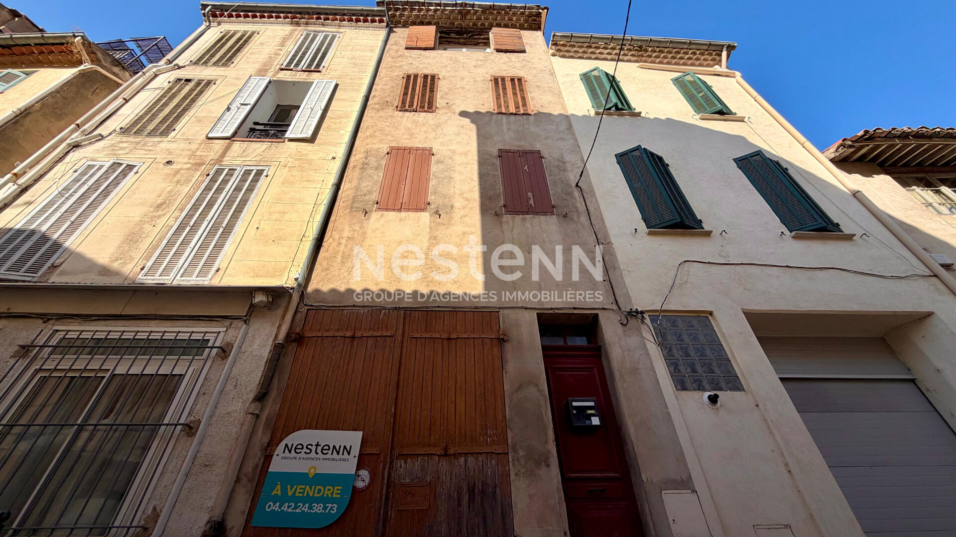Maison de village 120 m² avec garage, rooftop possible et fort potentiel au coeur de Simiane-Collongue