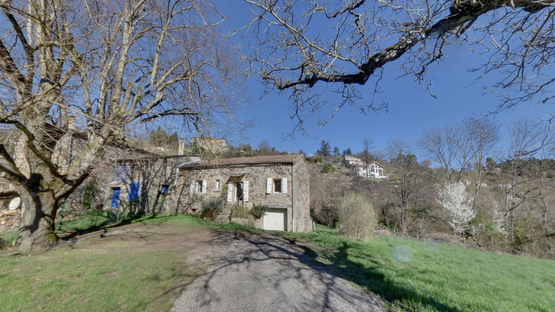 Maison Saint Vincent Du Dufort 7 pièce(s) 130 m2 avec terrain attenant et source.