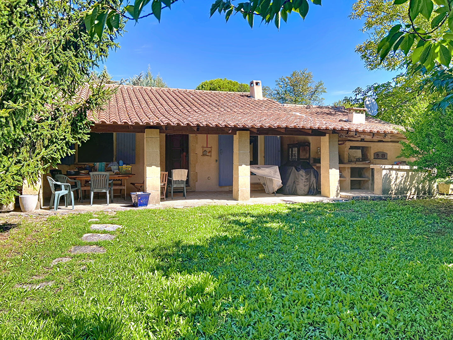 Agence immobilière de 
 Solvimo - agences déployées - SOLVIMO CUCURON 
