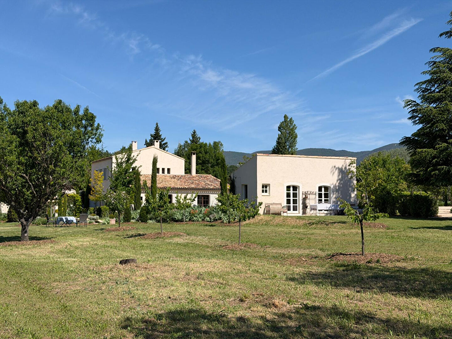 Agence immobilière de 
 Solvimo - agences déployées - SOLVIMO CUCURON 
