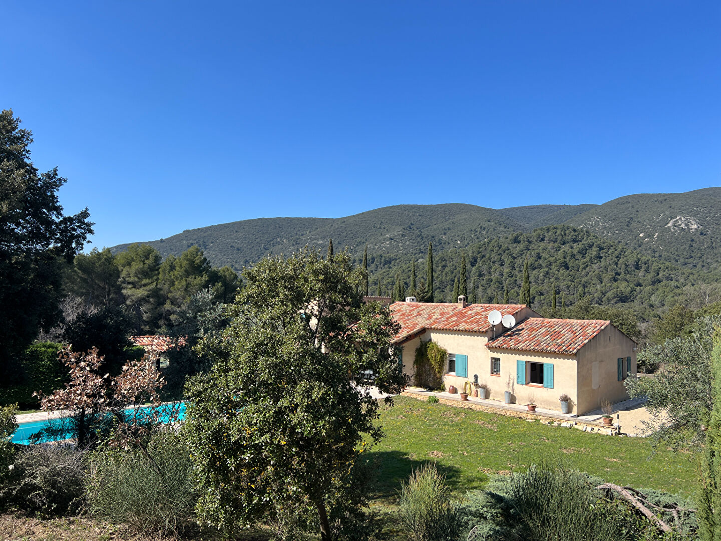 Agence immobilière de 
 Solvimo - agences déployées - SOLVIMO CUCURON 
