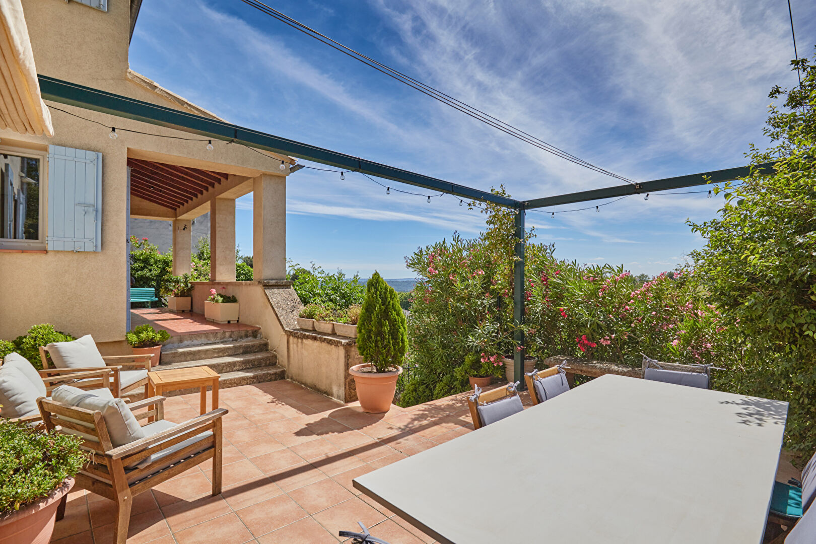 Agence immobilière de 
 Solvimo - agences déployées - SOLVIMO CUCURON 
