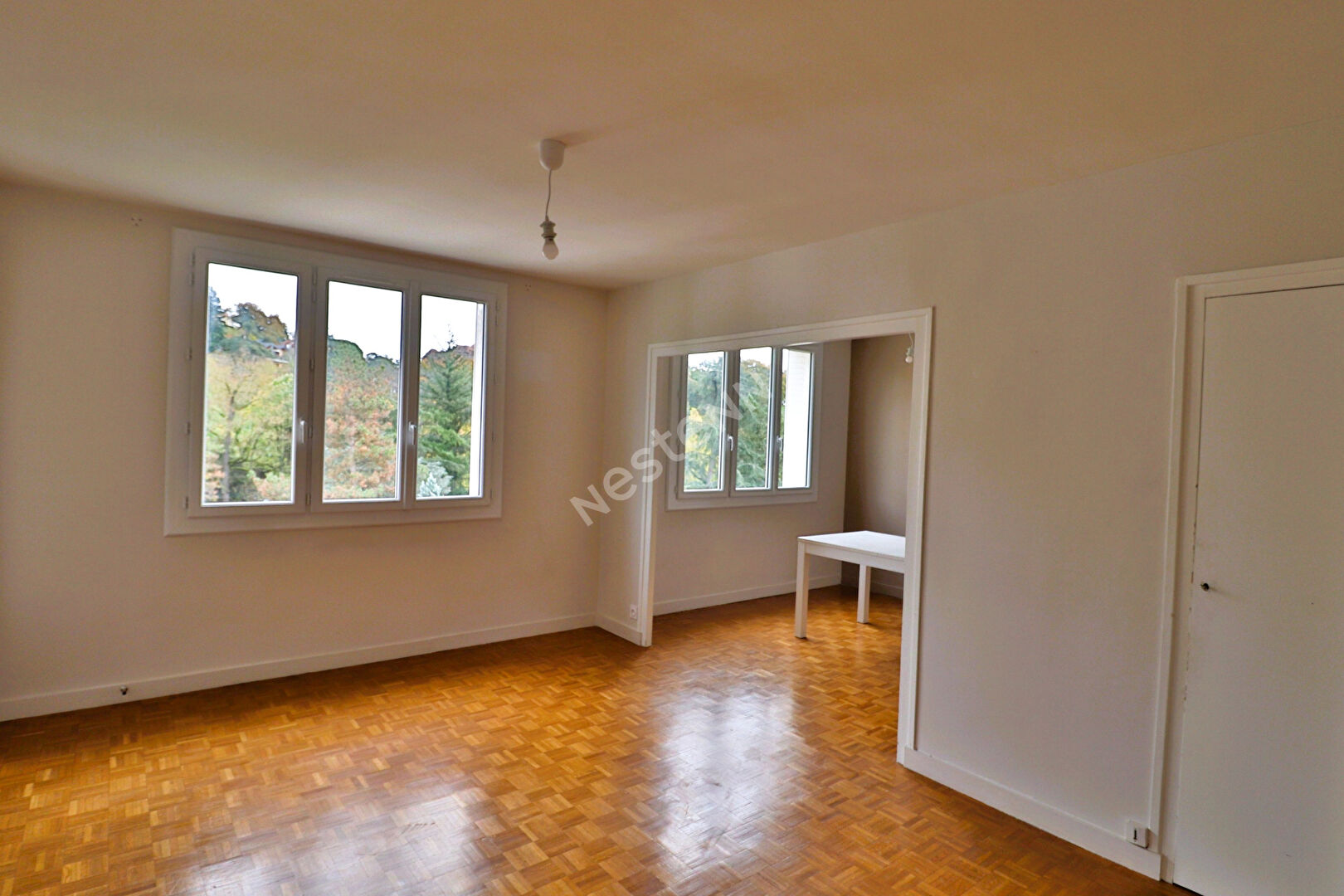 Photo Appartement 4 pièces - Francheville Le Bas - proche commodités - DERNIER ETAGE image 2/6