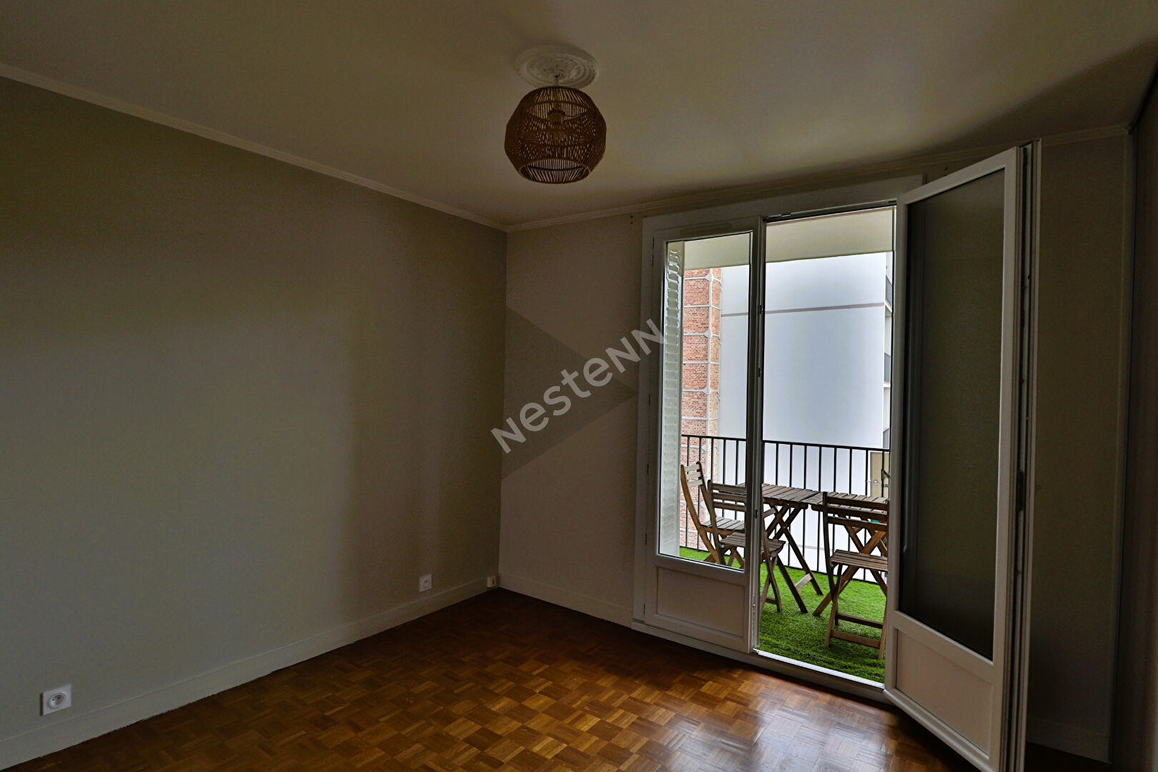 Photo Appartement 4 pièces - Francheville Le Bas - proche commodités - DERNIER ETAGE image 4/6