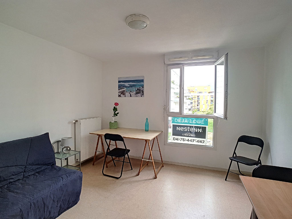 A VENDRE - Dans Résidence étudiante, VENDU LOUE.  Grenoble, Confortable T1 meublé proche Institut urbanisme et de géographie