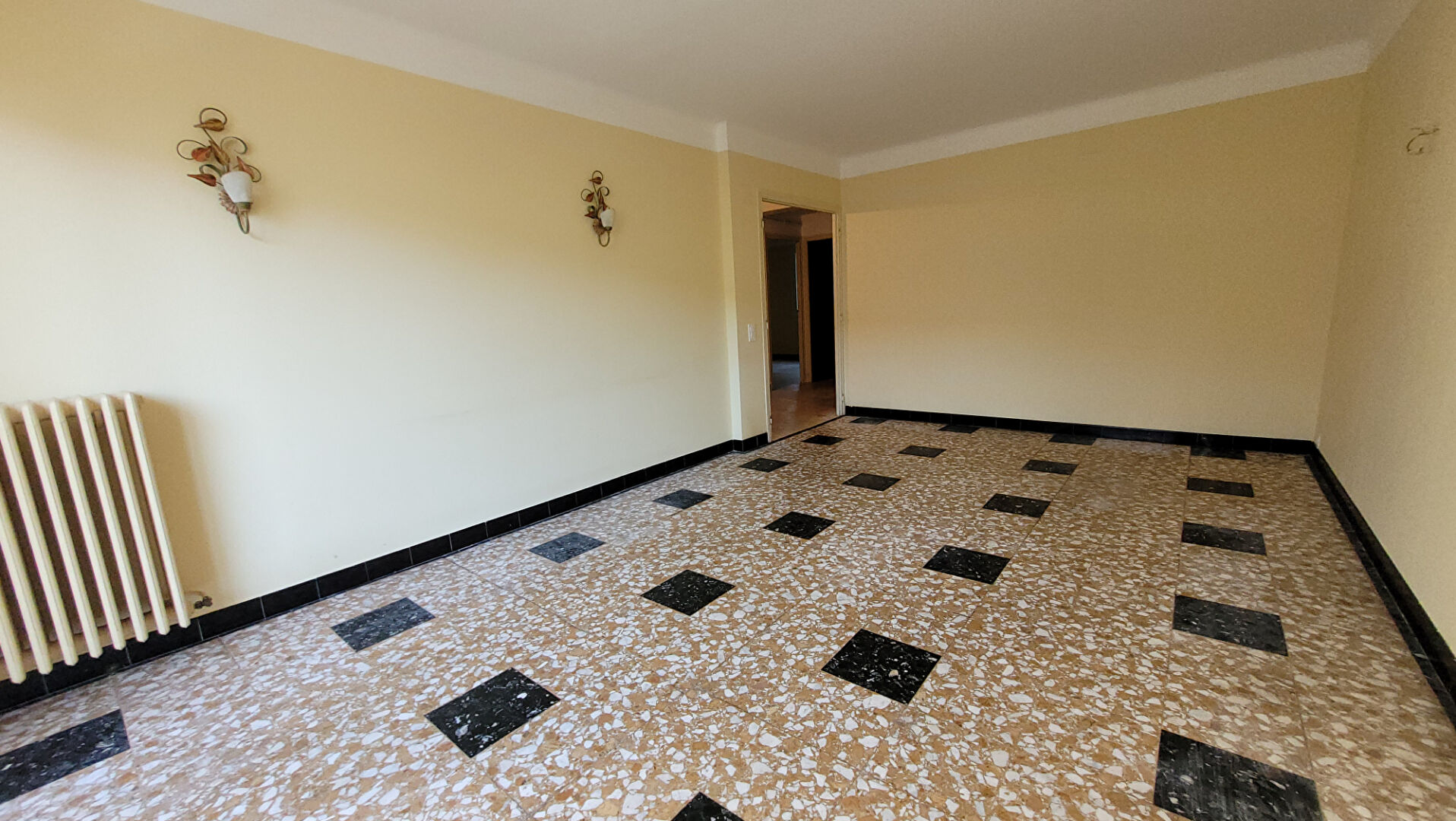 Photo Appartement 3 pièces avec parking commun et grande cave, Secteur La Lunette, Perpignan, 76.43m2 image 6/6