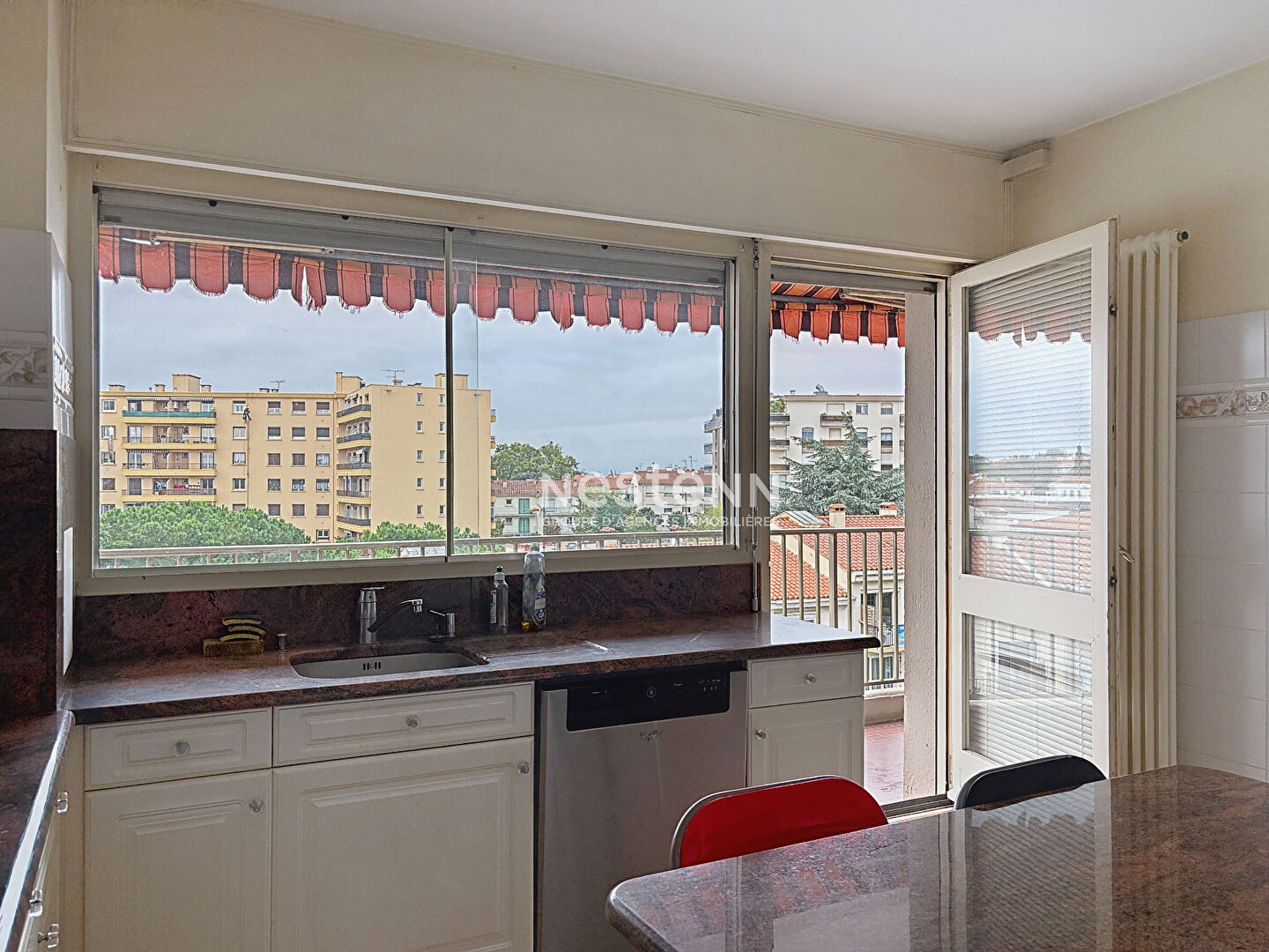 Appartement T2 meublé et climatisé 63.45 m2 Secteur Kennedy,