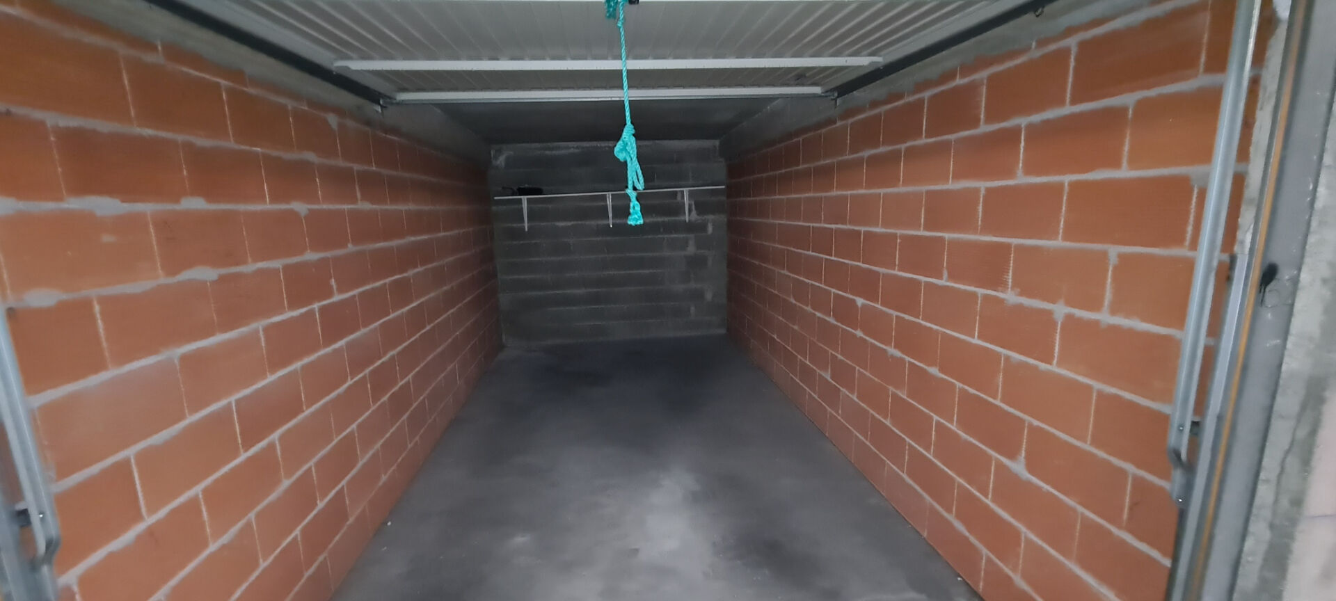 Photo Perpignan Secteur Gare Box fermé dans résidence ultra sécurisée - 15m2 image 4/4