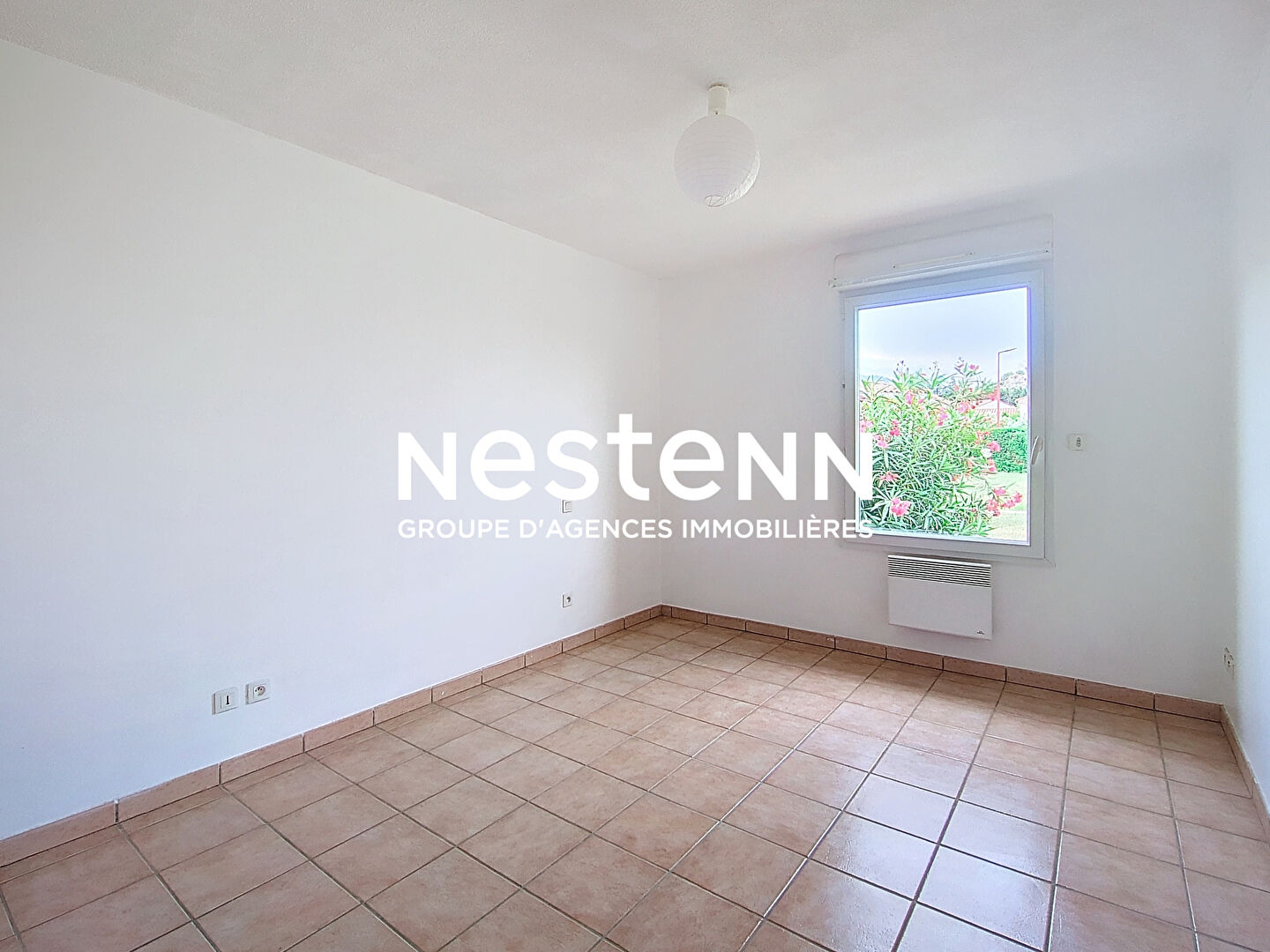 Photo Maison plain pied à vendre aux Sénioriales à Saint Génis des Fontaines 70.77m² image 5/6