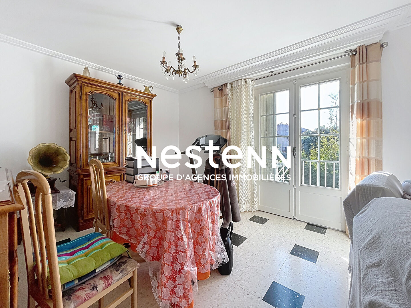 Photo Charmante maison 4 pièces de 97 m² à Perpignan. Avec garage, jardin sans vis-à-vis image 2/6