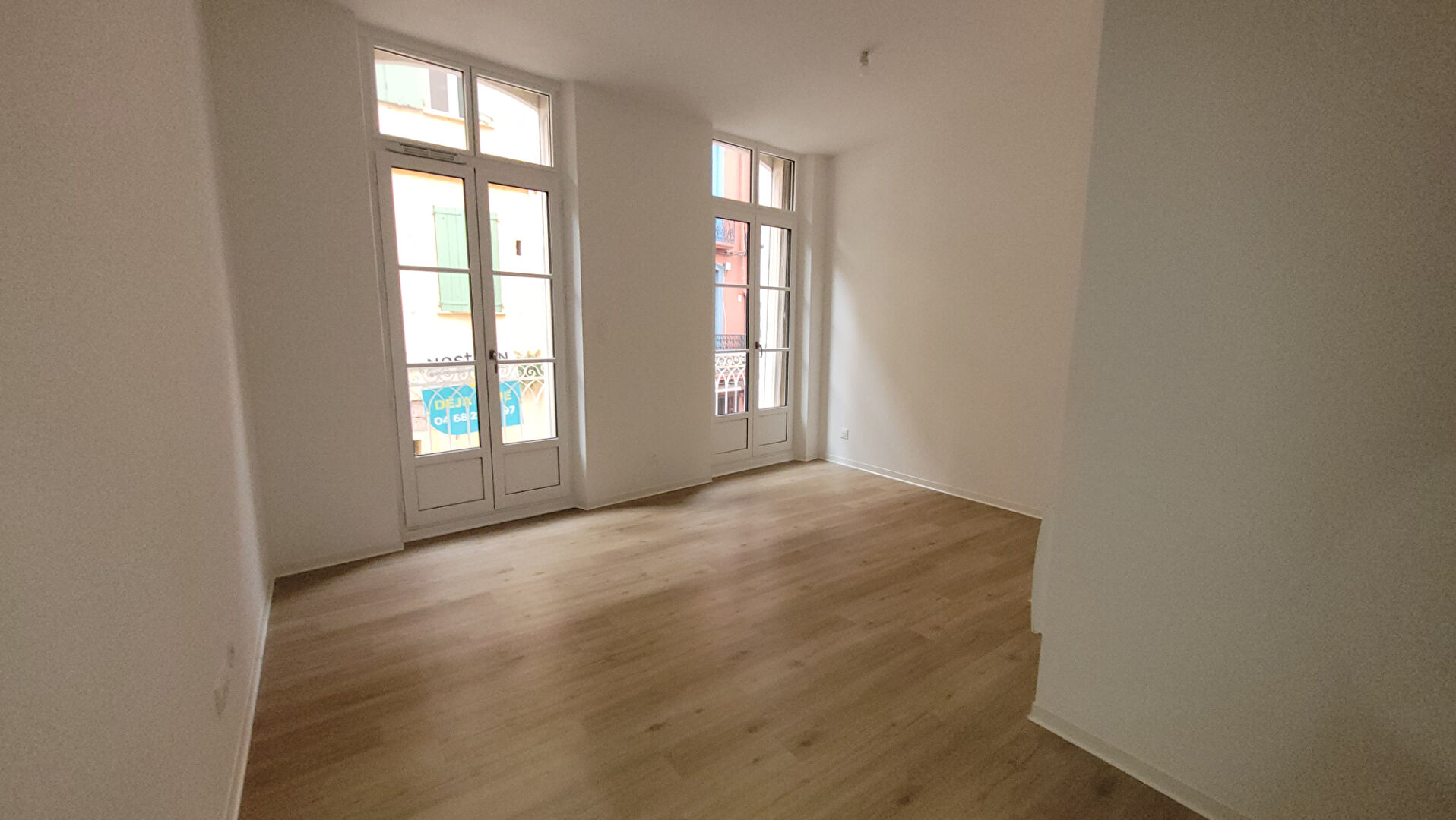 Studio refait à neuf  - 1er étage - proche du Campus Mailly - 32.22 m2